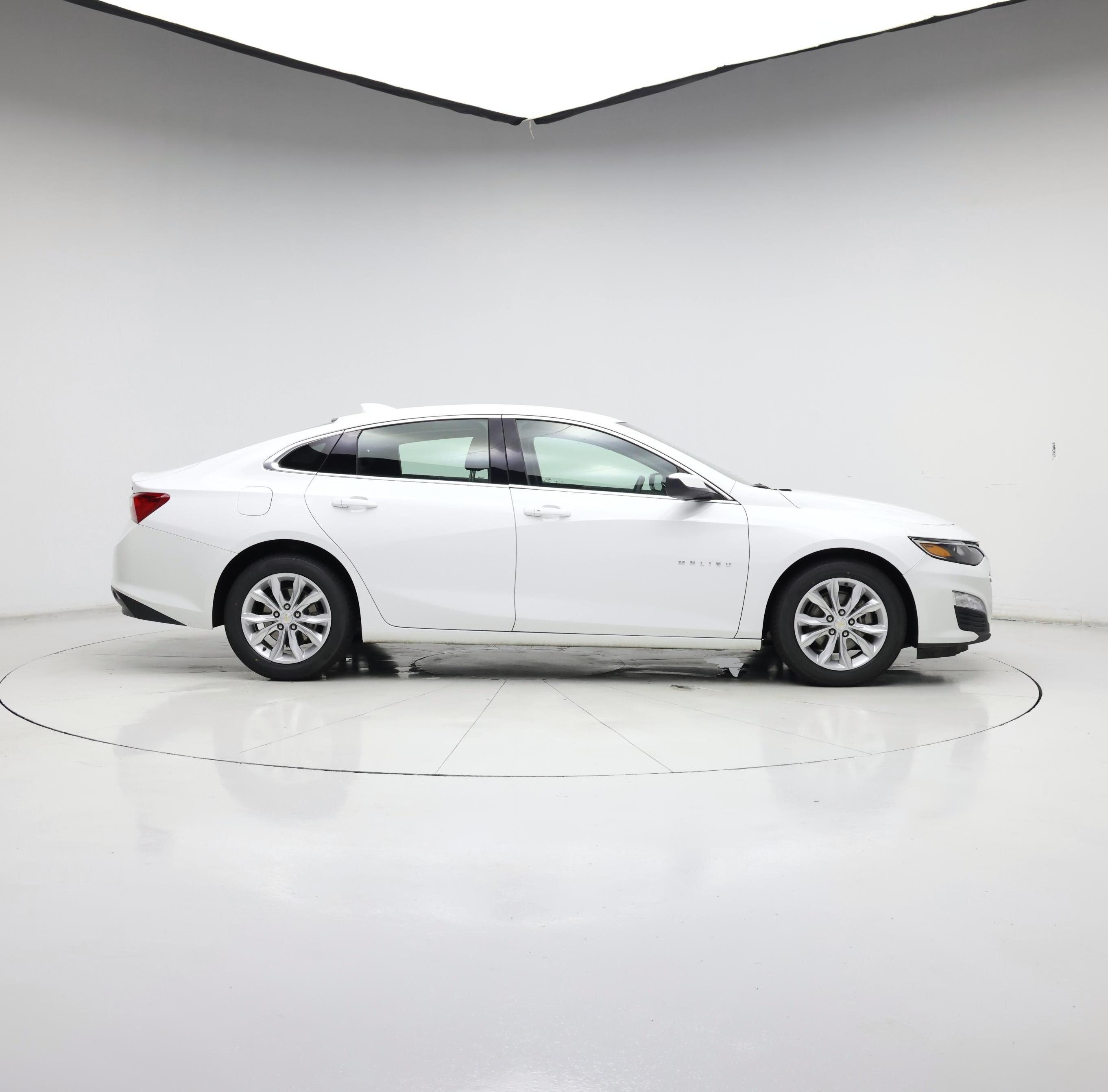 Thumbnail: 2023 Chevrolet Malibu - 7