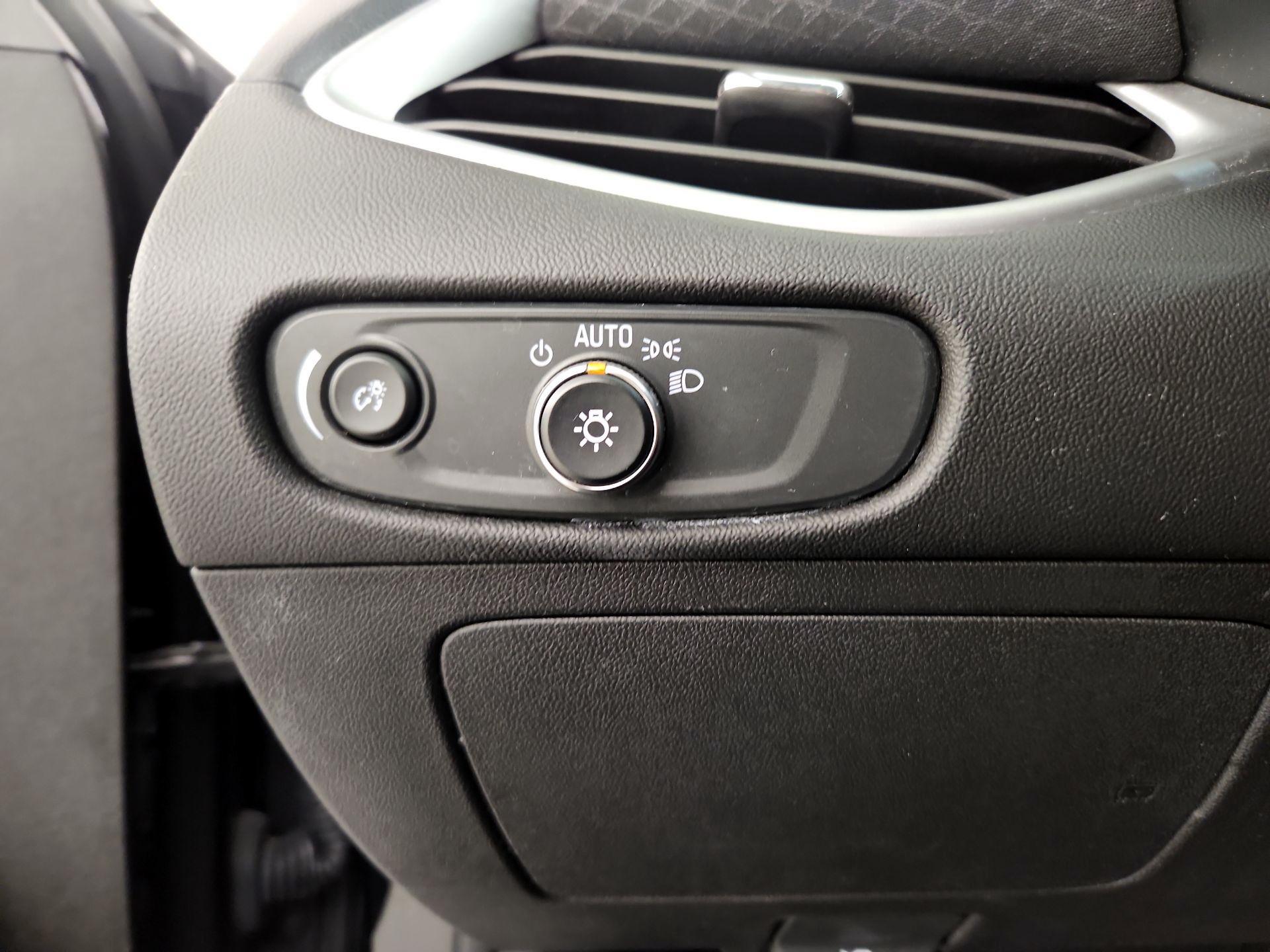 Thumbnail: 2023 Chevrolet Malibu - 13