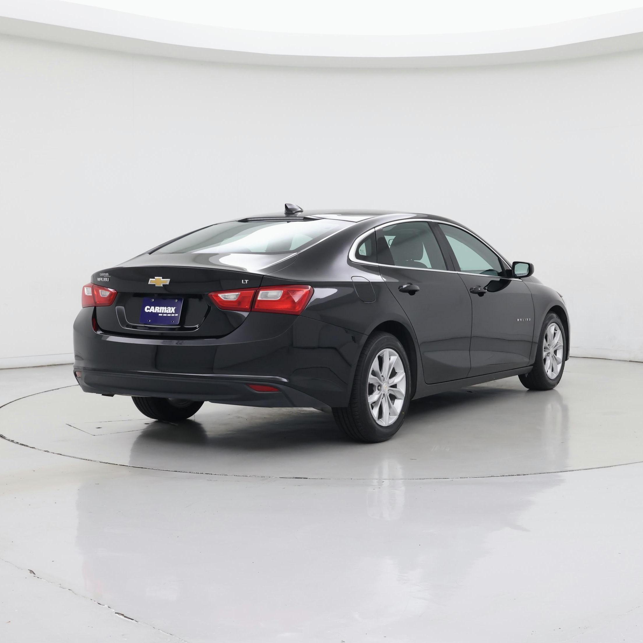 Thumbnail: 2023 Chevrolet Malibu - 8