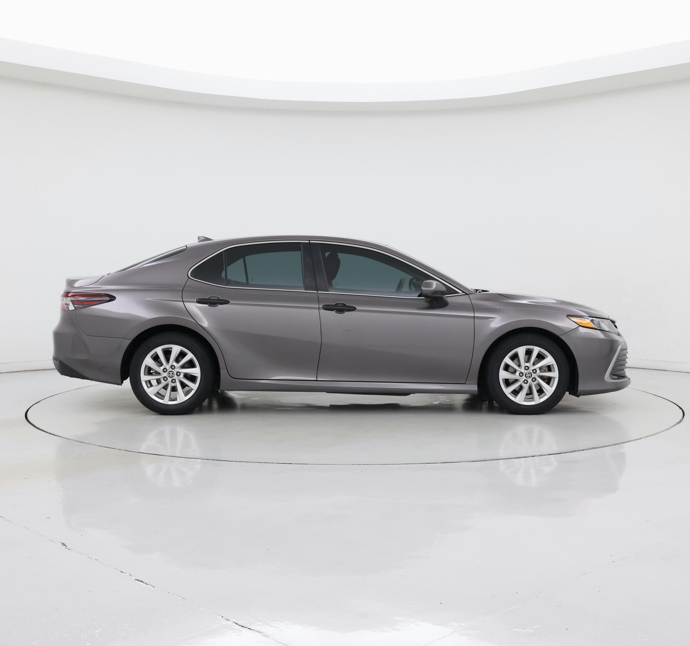 Thumbnail: 2021 Toyota Camry - 7