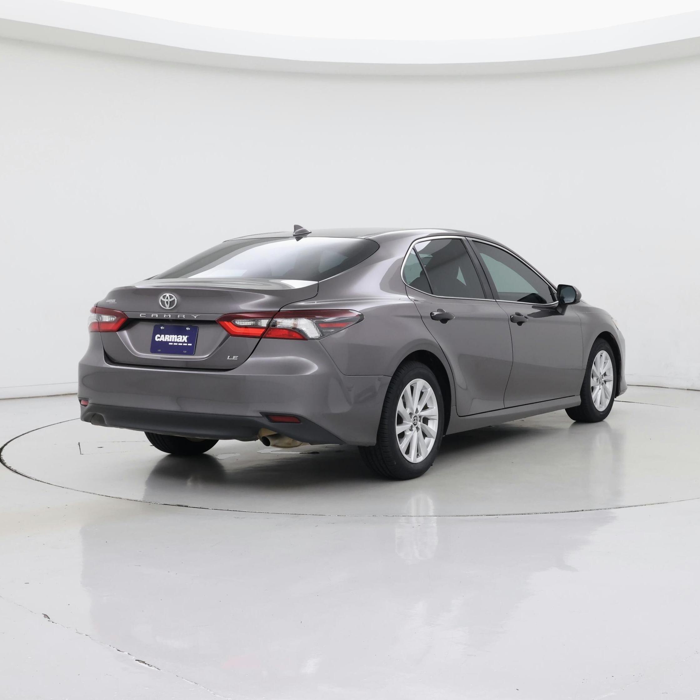 Thumbnail: 2021 Toyota Camry - 8