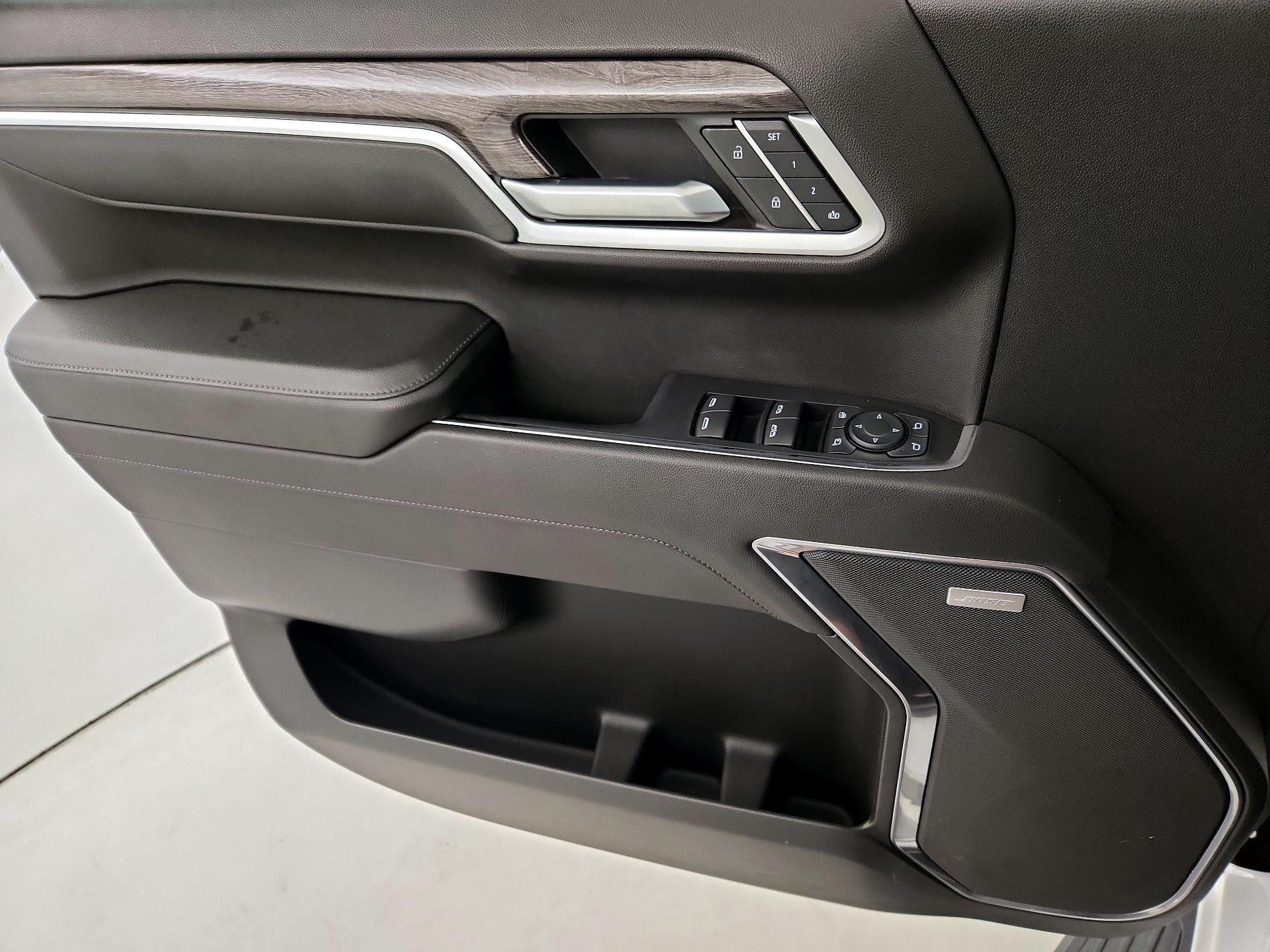 Thumbnail: 2022 Chevrolet Silverado 1500 - 12