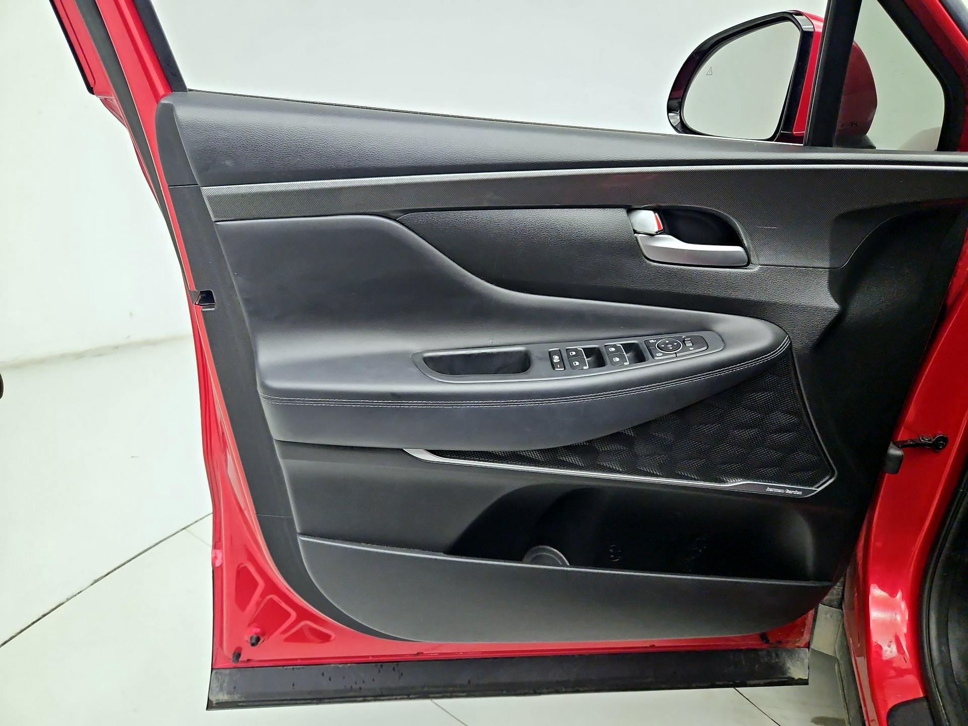 Thumbnail: 2022 Hyundai Santa Fe - 12