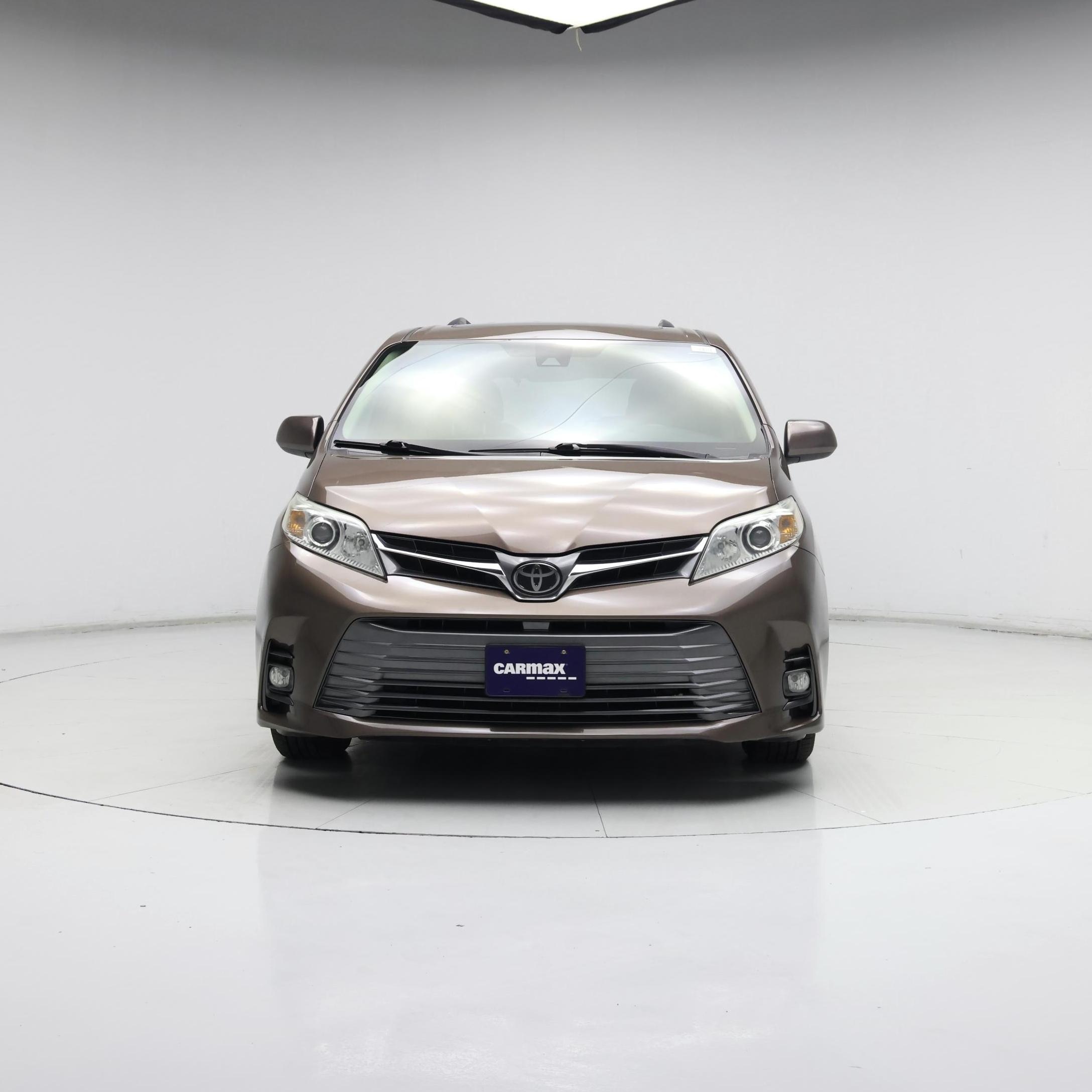 Thumbnail: 2018 Toyota Sienna - 5