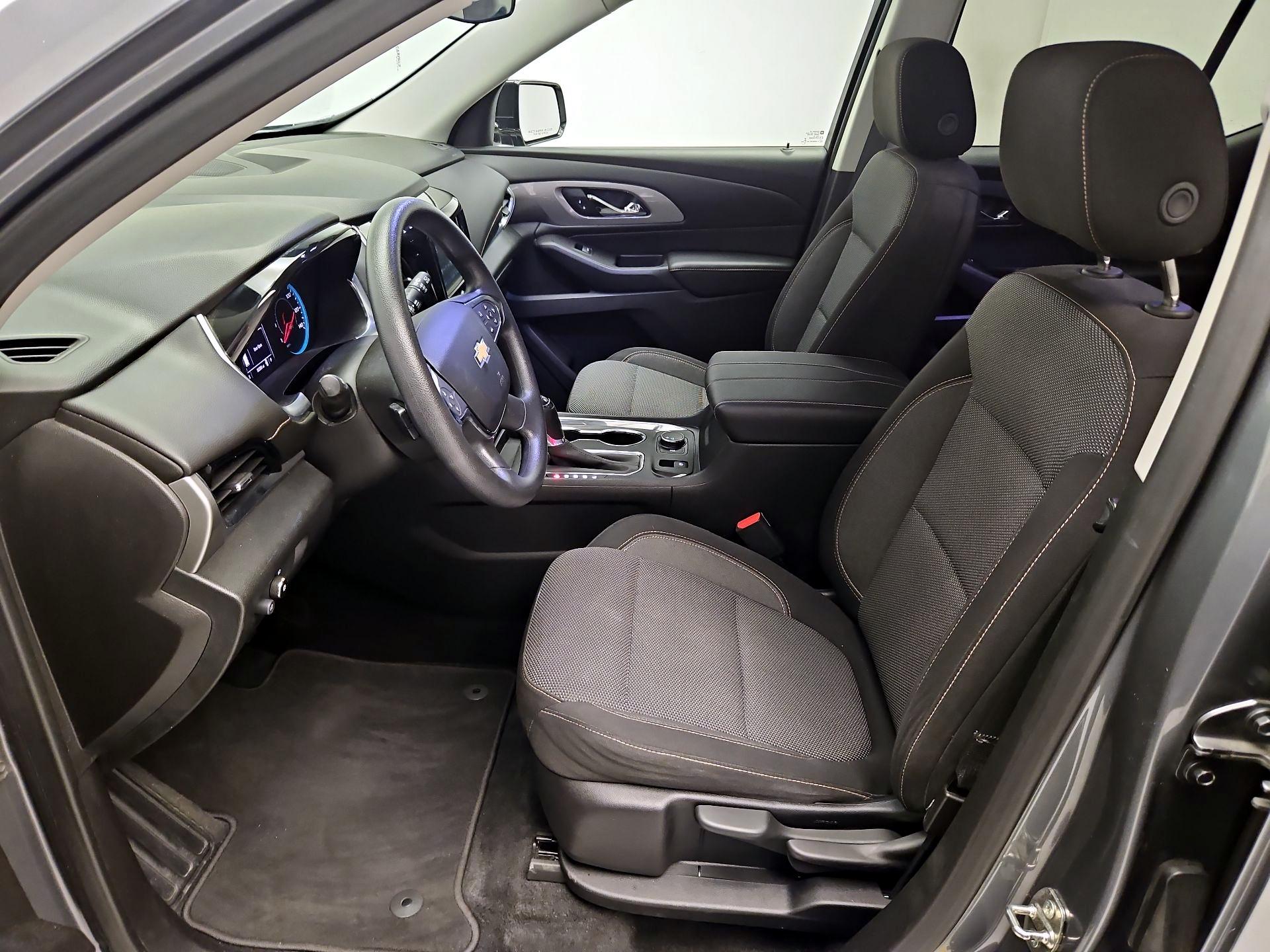 Thumbnail: 2019 Chevrolet Traverse - 11