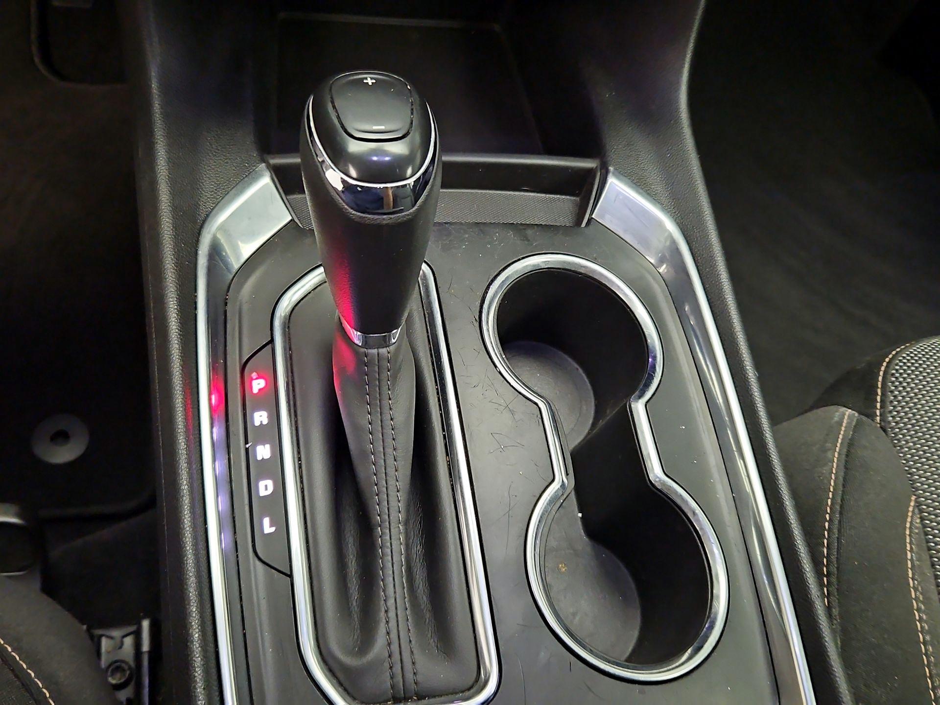 Thumbnail: 2019 Chevrolet Traverse - 17