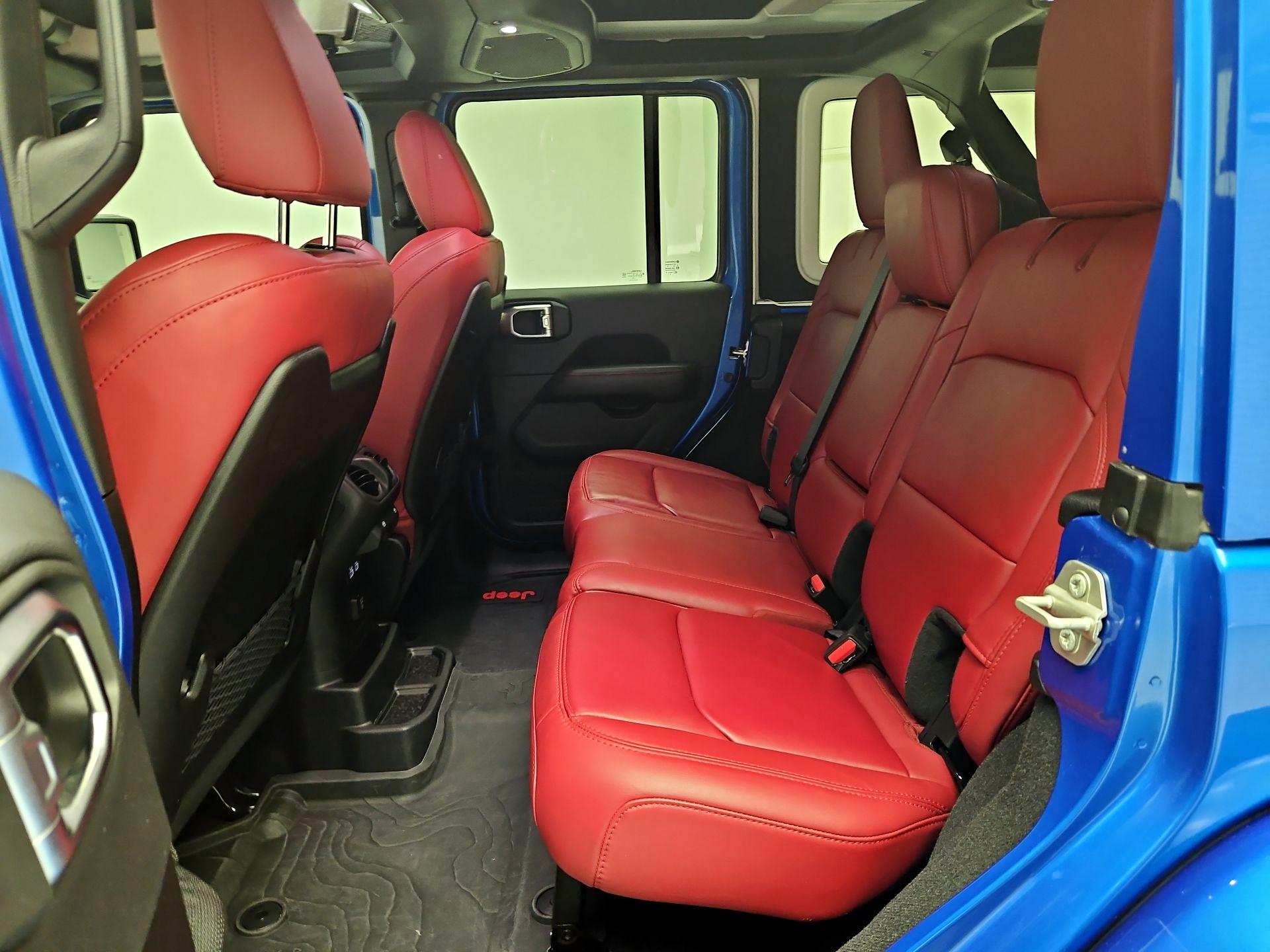 Thumbnail: 2024 Jeep Wrangler - 18