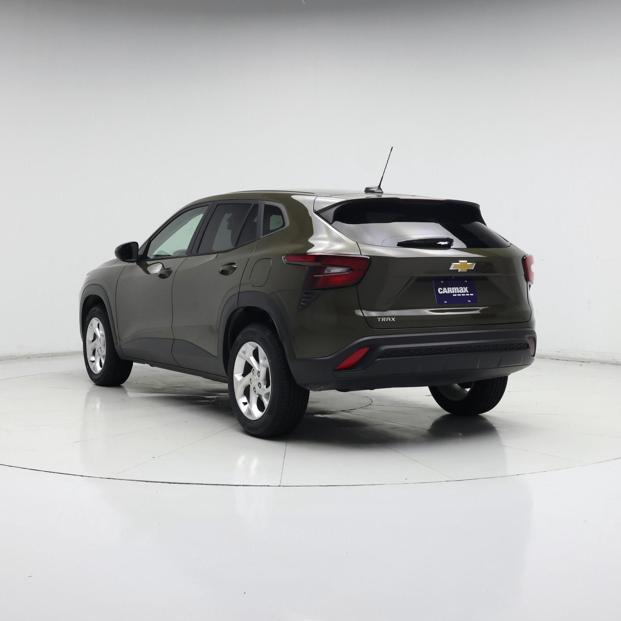 Thumbnail: 2024 Chevrolet Trax - 2