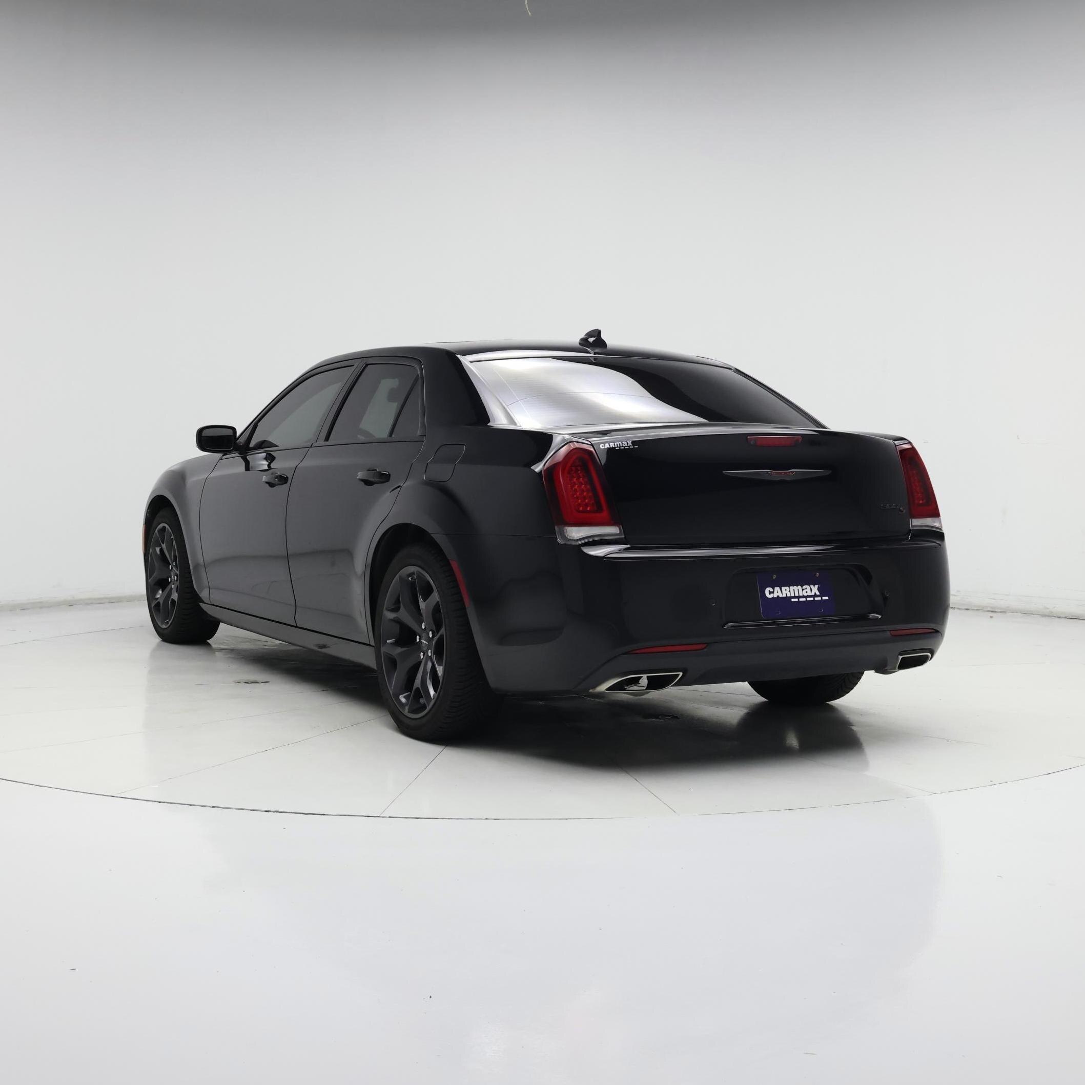 Thumbnail: 2022 Chrysler 300 - 2