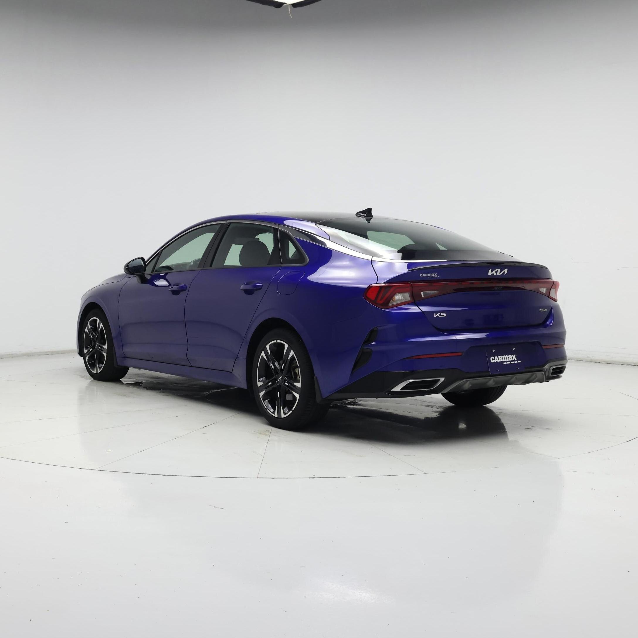 Thumbnail: 2023 Kia K5 - 2