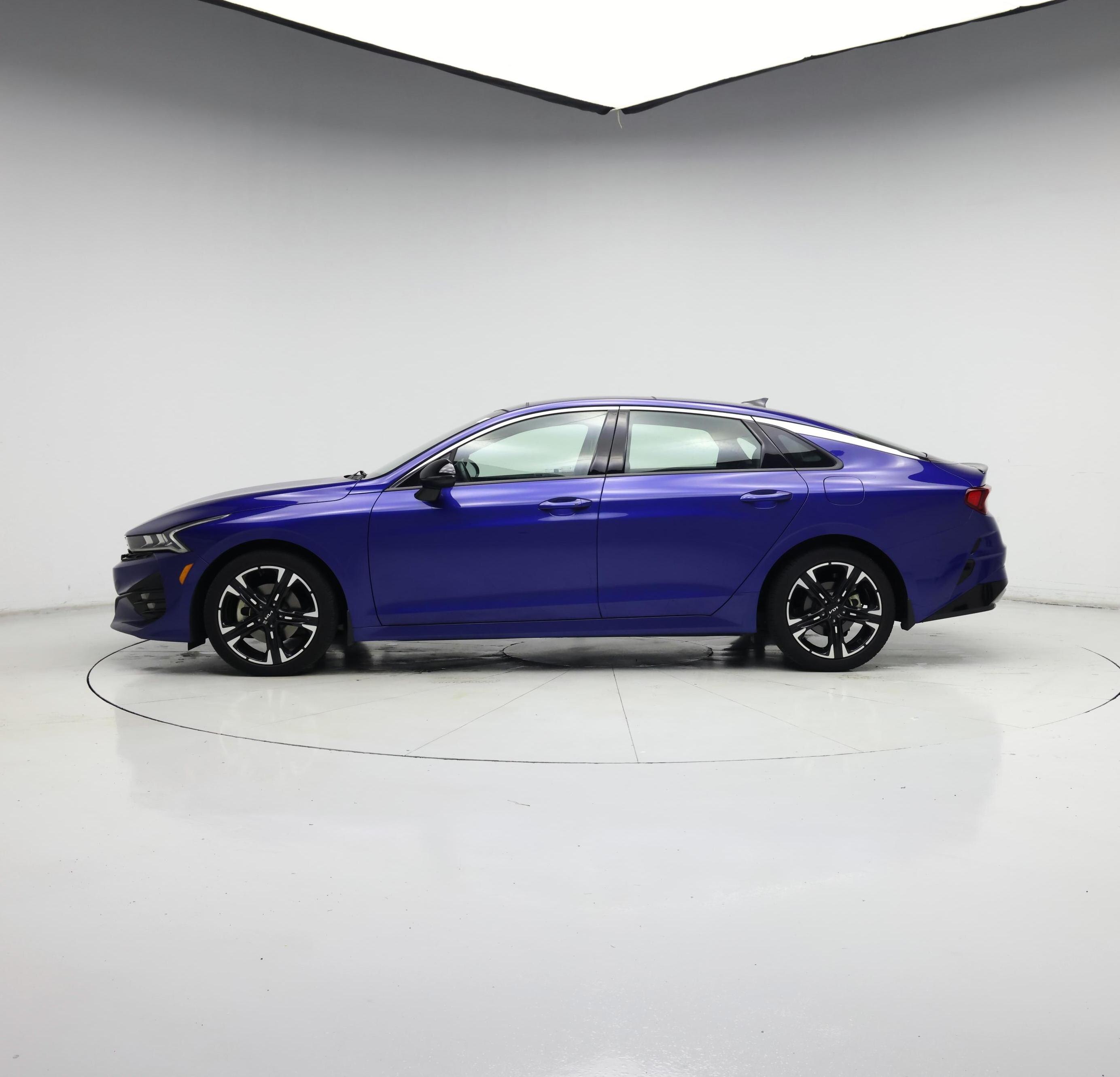 Thumbnail: 2023 Kia K5 - 3