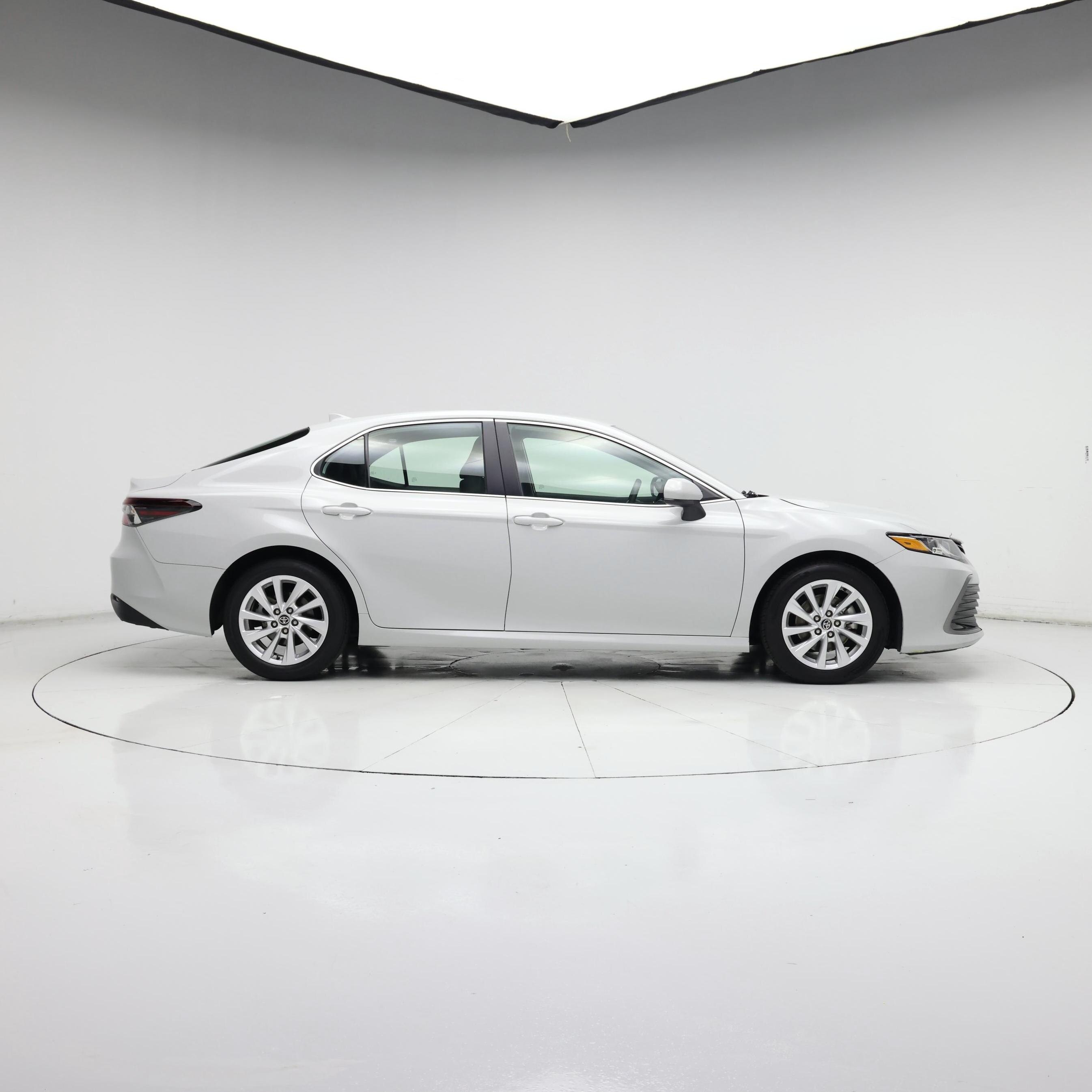 Thumbnail: 2023 Toyota Camry - 7