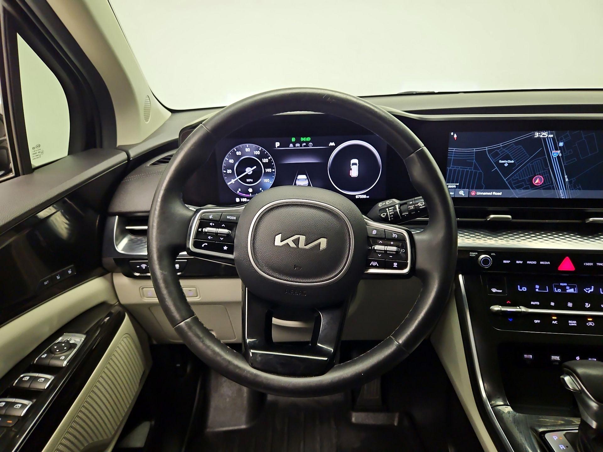 Thumbnail: 2022 Kia Carnival - 10
