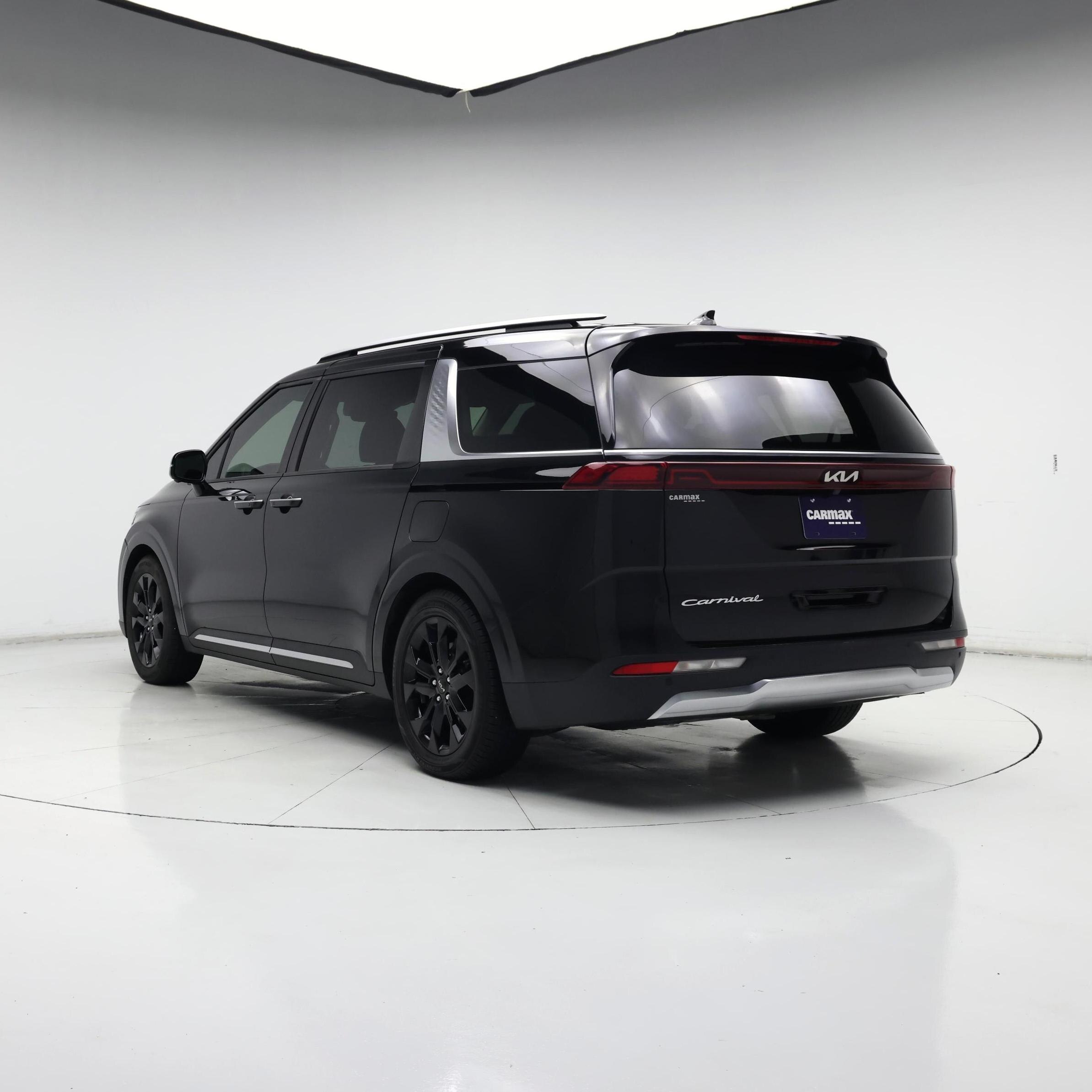 Thumbnail: 2022 Kia Carnival - 2