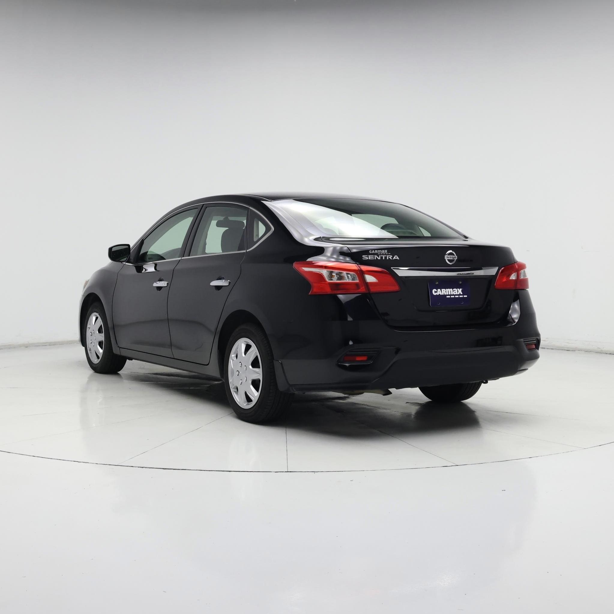 Thumbnail: 2017 Nissan Sentra - 2