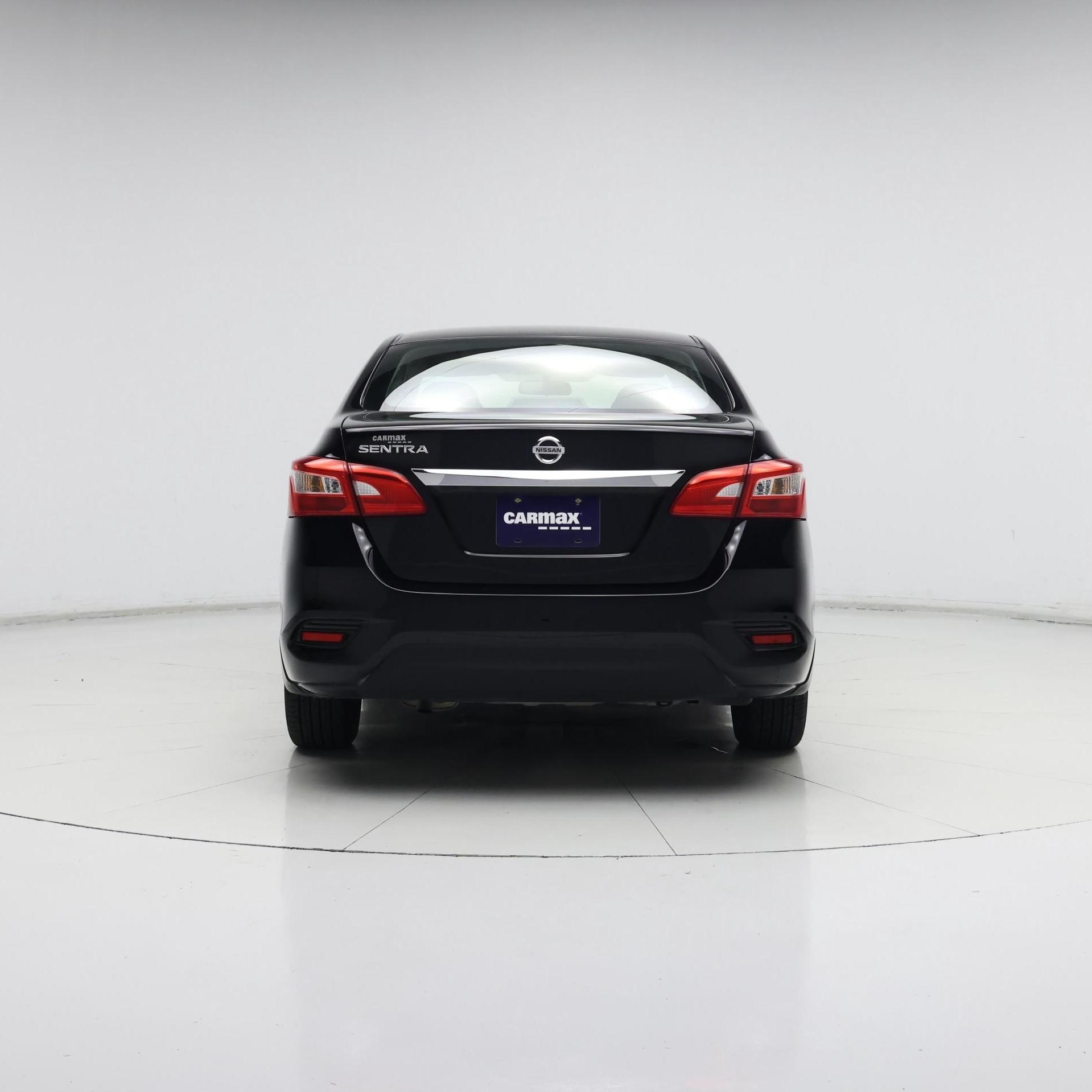 Thumbnail: 2017 Nissan Sentra - 6