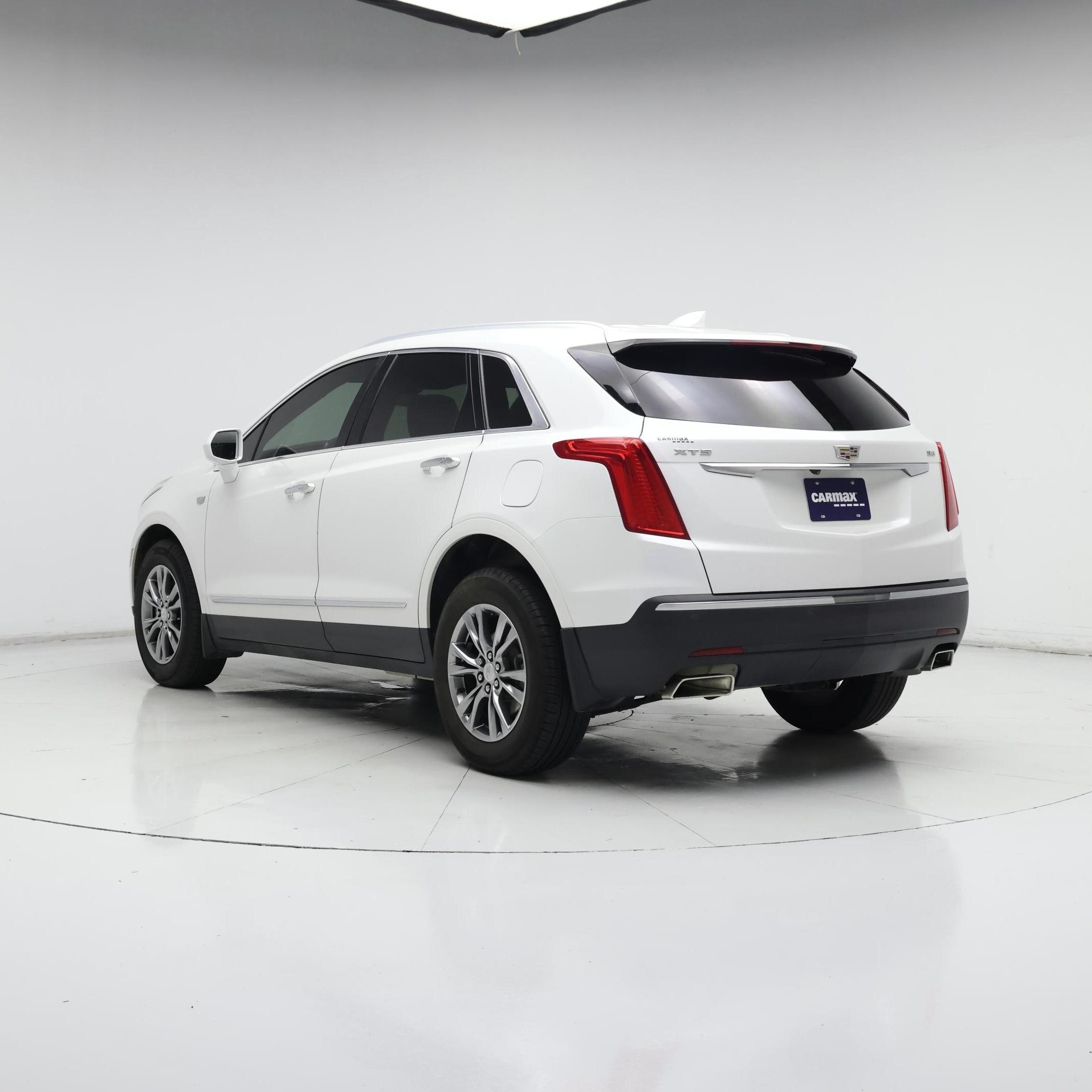 Thumbnail: 2018 Cadillac XT5 - 2