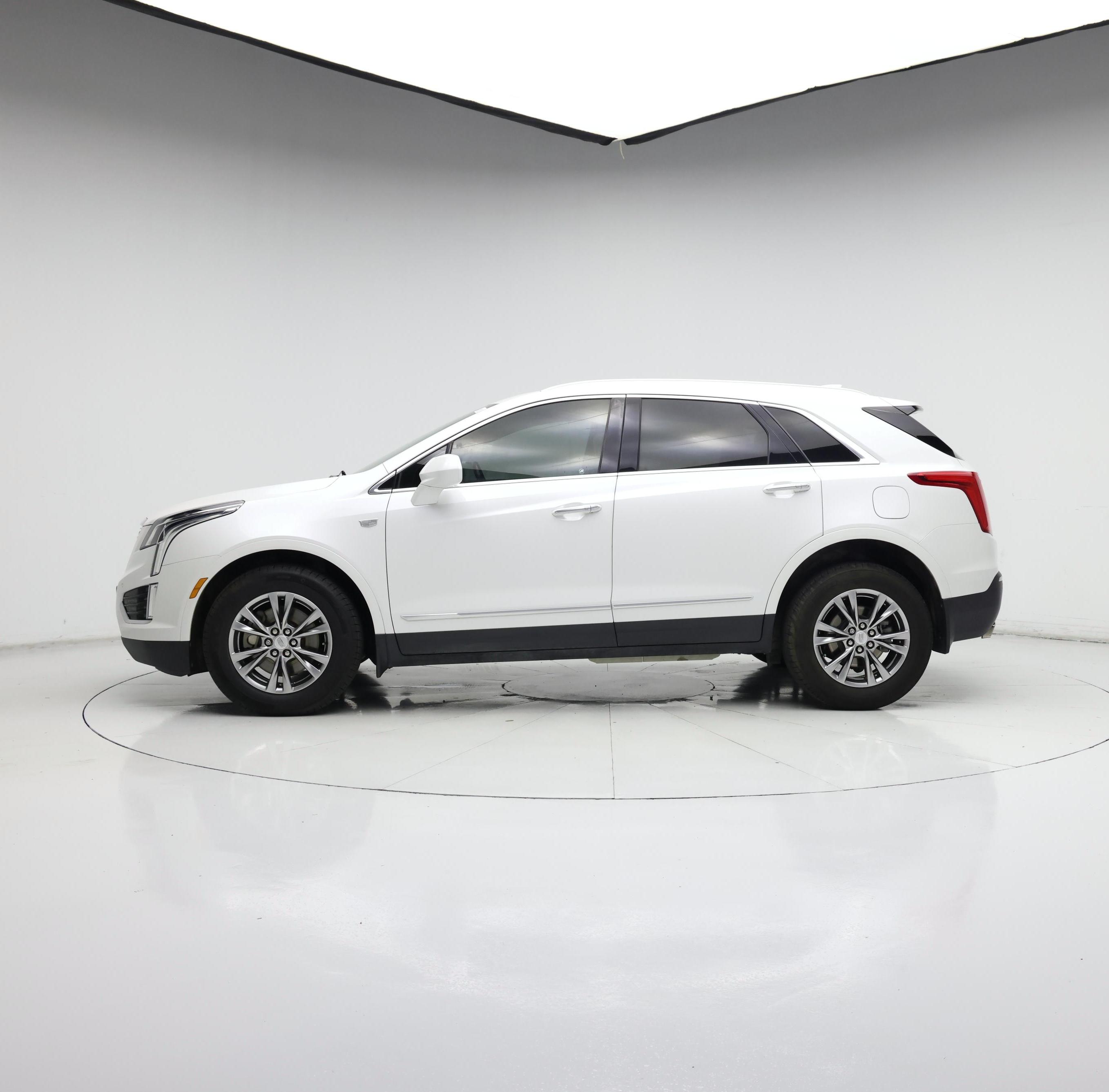 Thumbnail: 2018 Cadillac XT5 - 3