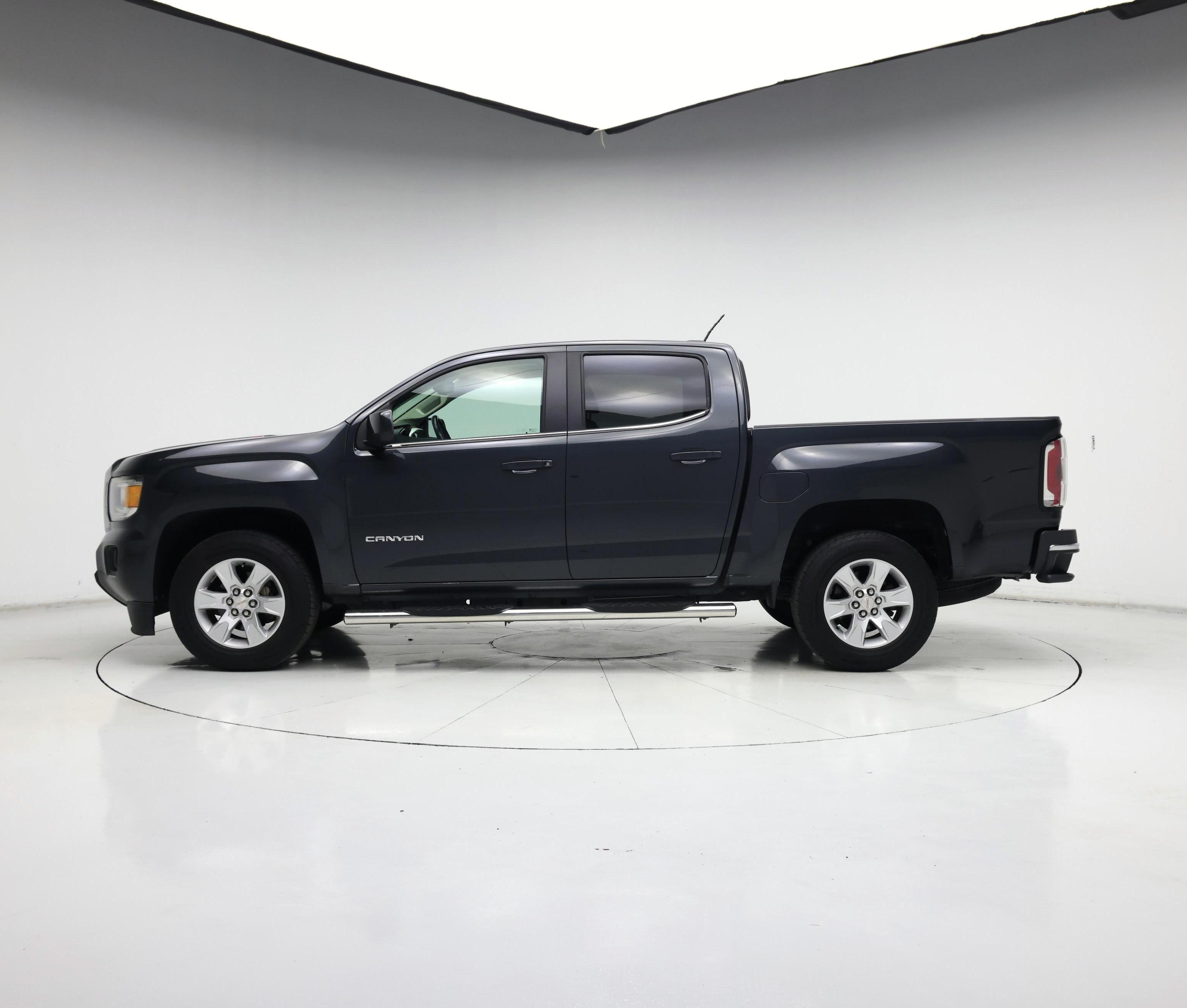 Thumbnail: 2018 GMC Canyon - 3