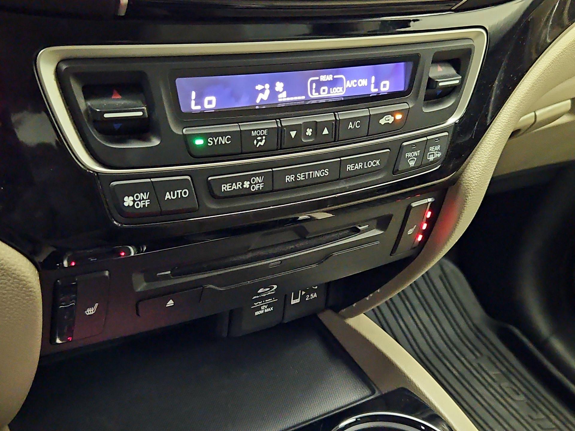 Thumbnail: 2021 Honda Pilot - 17