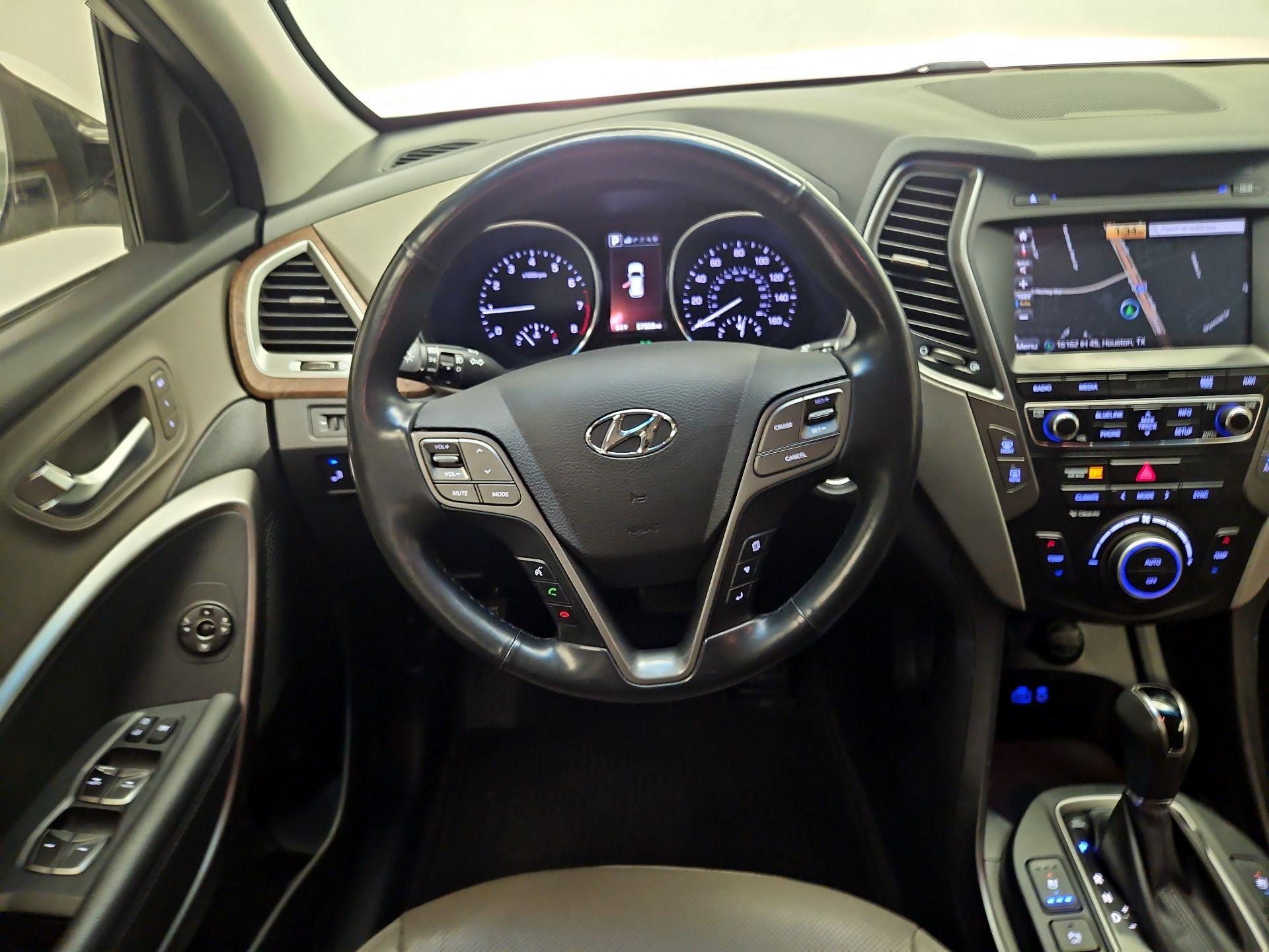 Thumbnail: 2018 Hyundai Santa Fe - 10