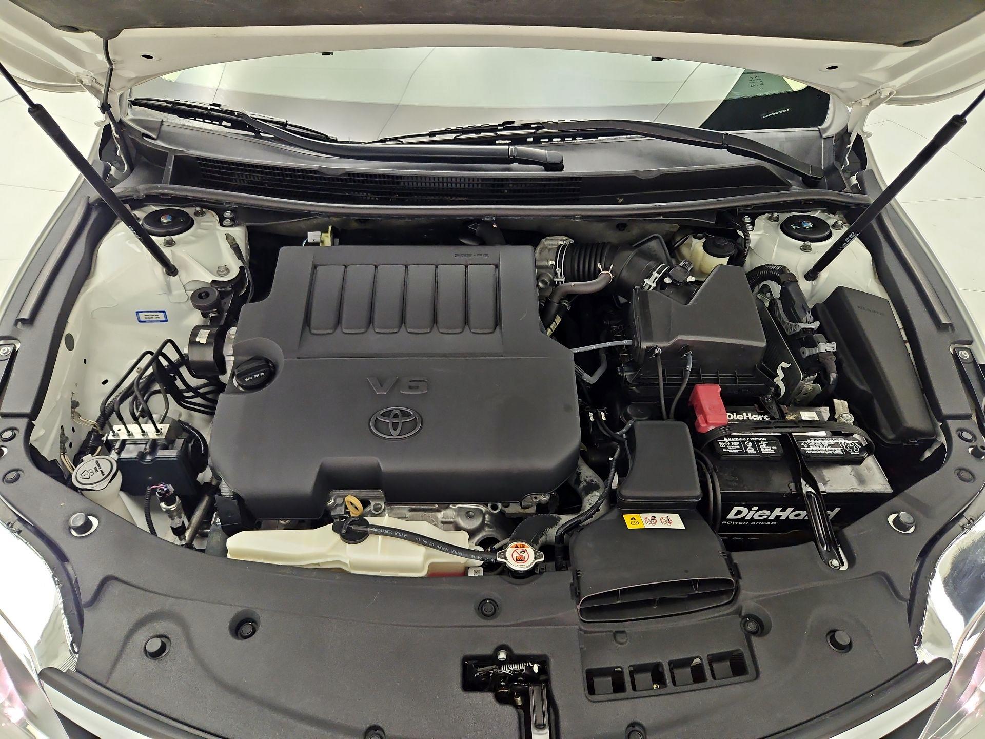 Thumbnail: 2016 Toyota Avalon - 19