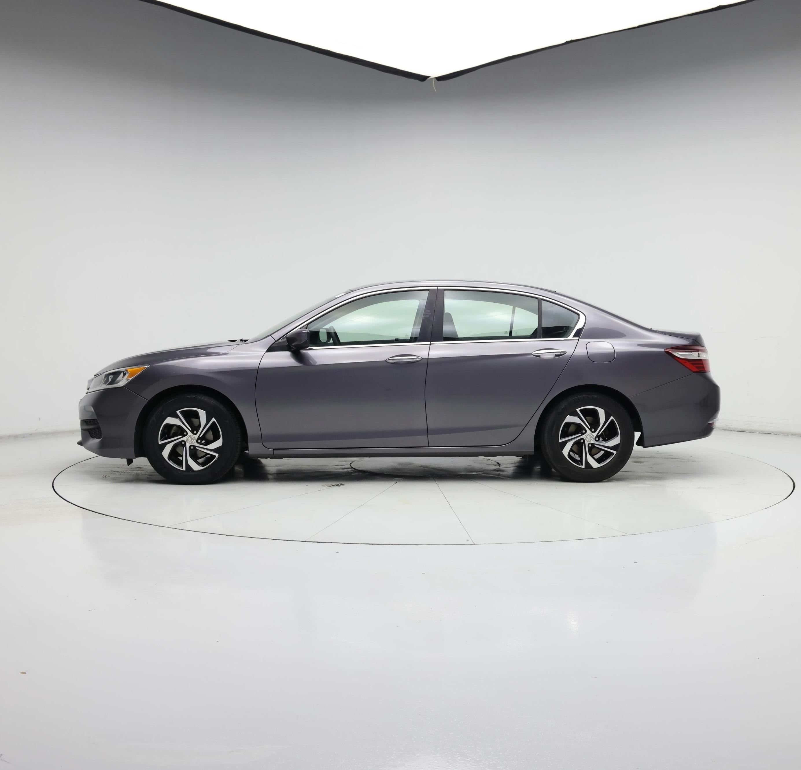 Thumbnail: 2017 Honda Accord - 3