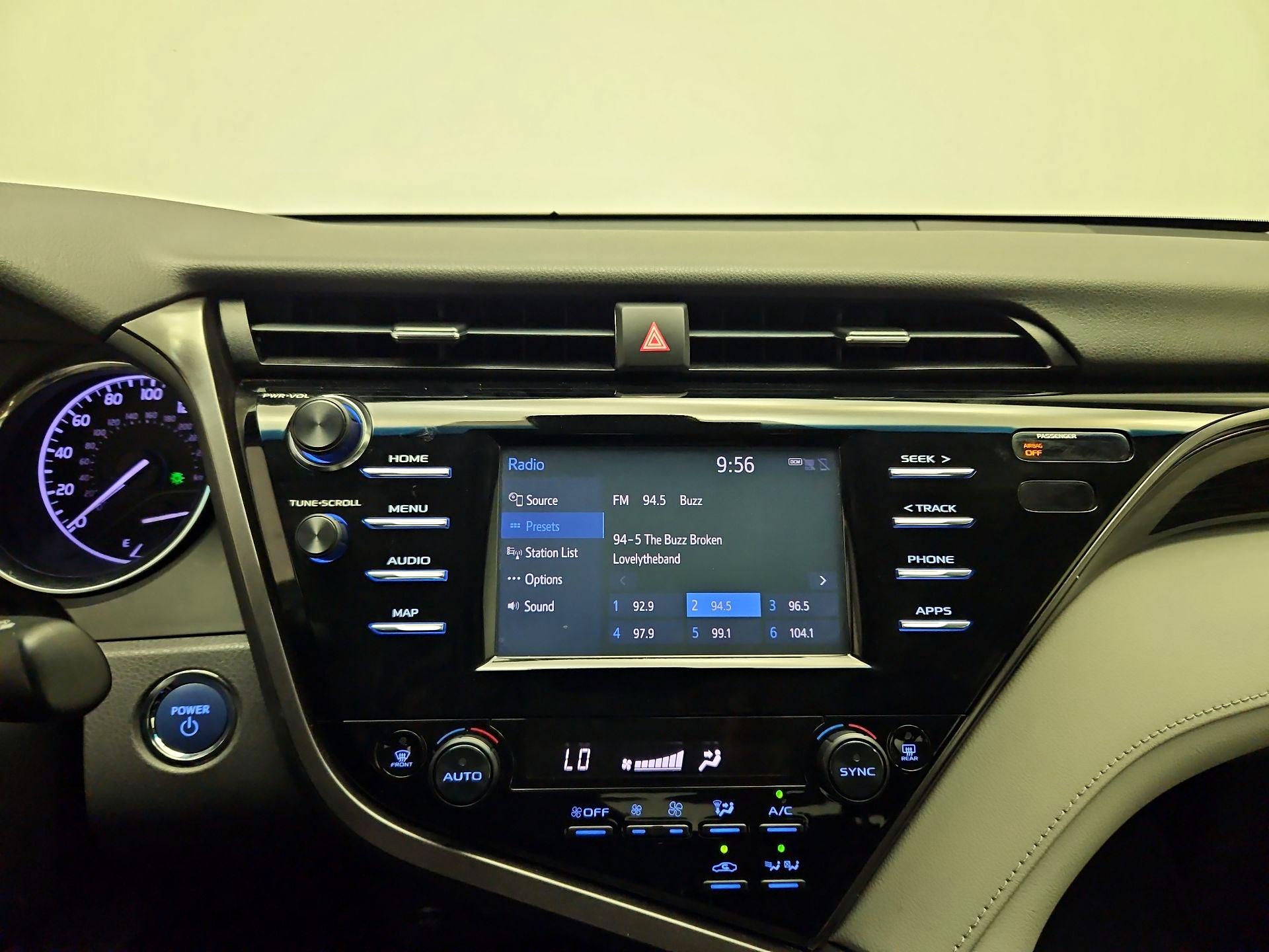 Thumbnail: 2019 Toyota Camry - 14