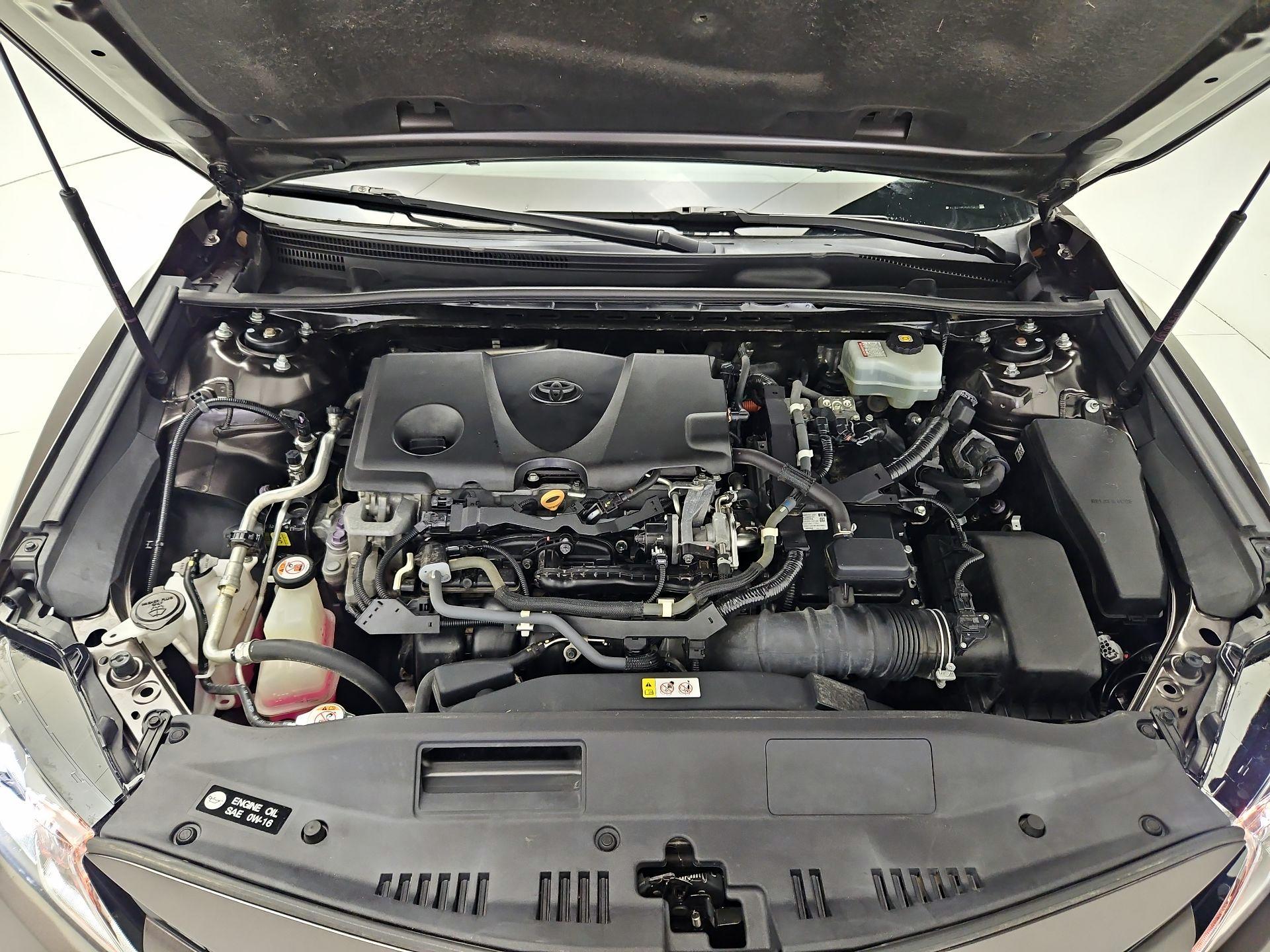 Thumbnail: 2019 Toyota Camry - 19