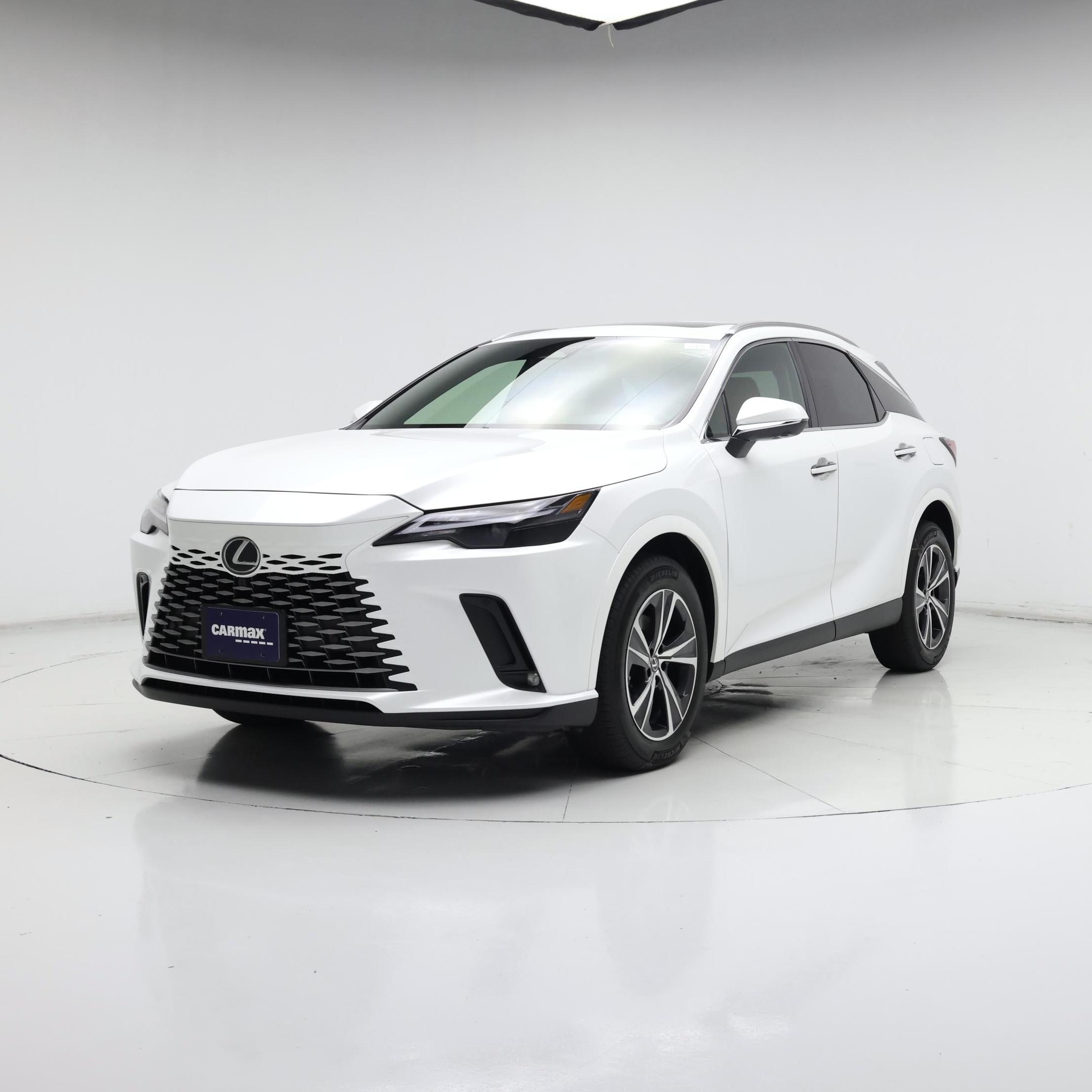 Thumbnail: 2025 Lexus RX - 4
