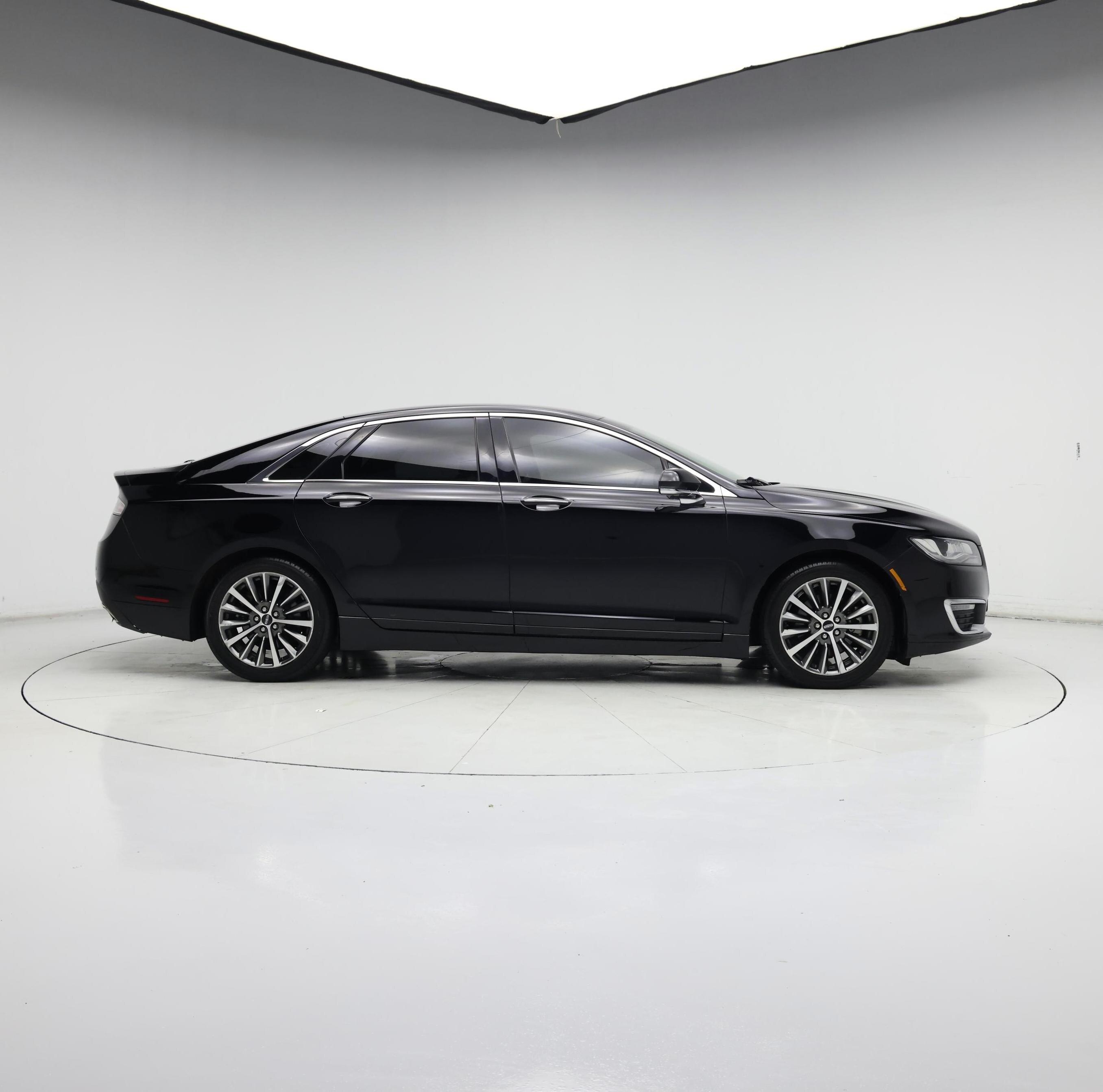 Thumbnail: 2018 Lincoln MKZ - 7