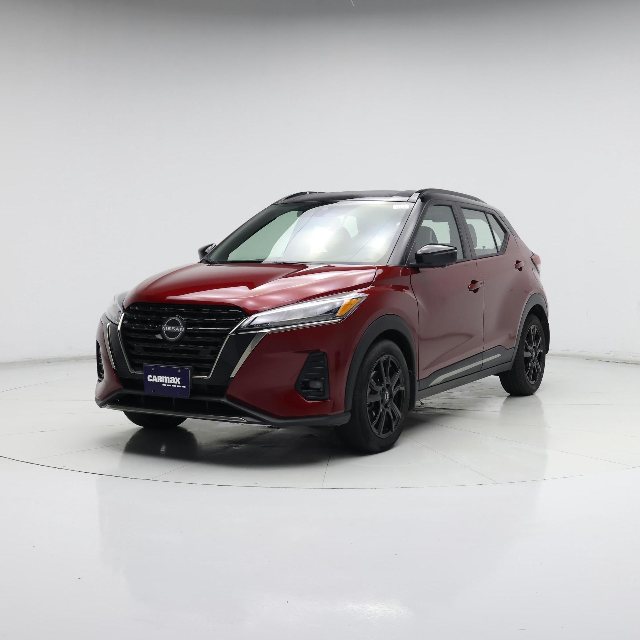 Thumbnail: 2023 Nissan Kicks - 4