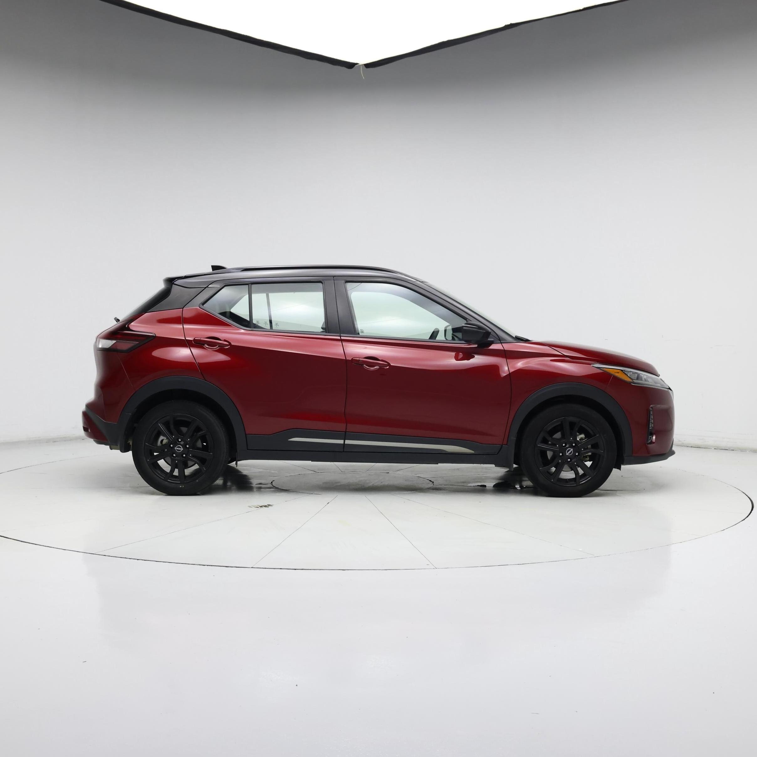 Thumbnail: 2023 Nissan Kicks - 7