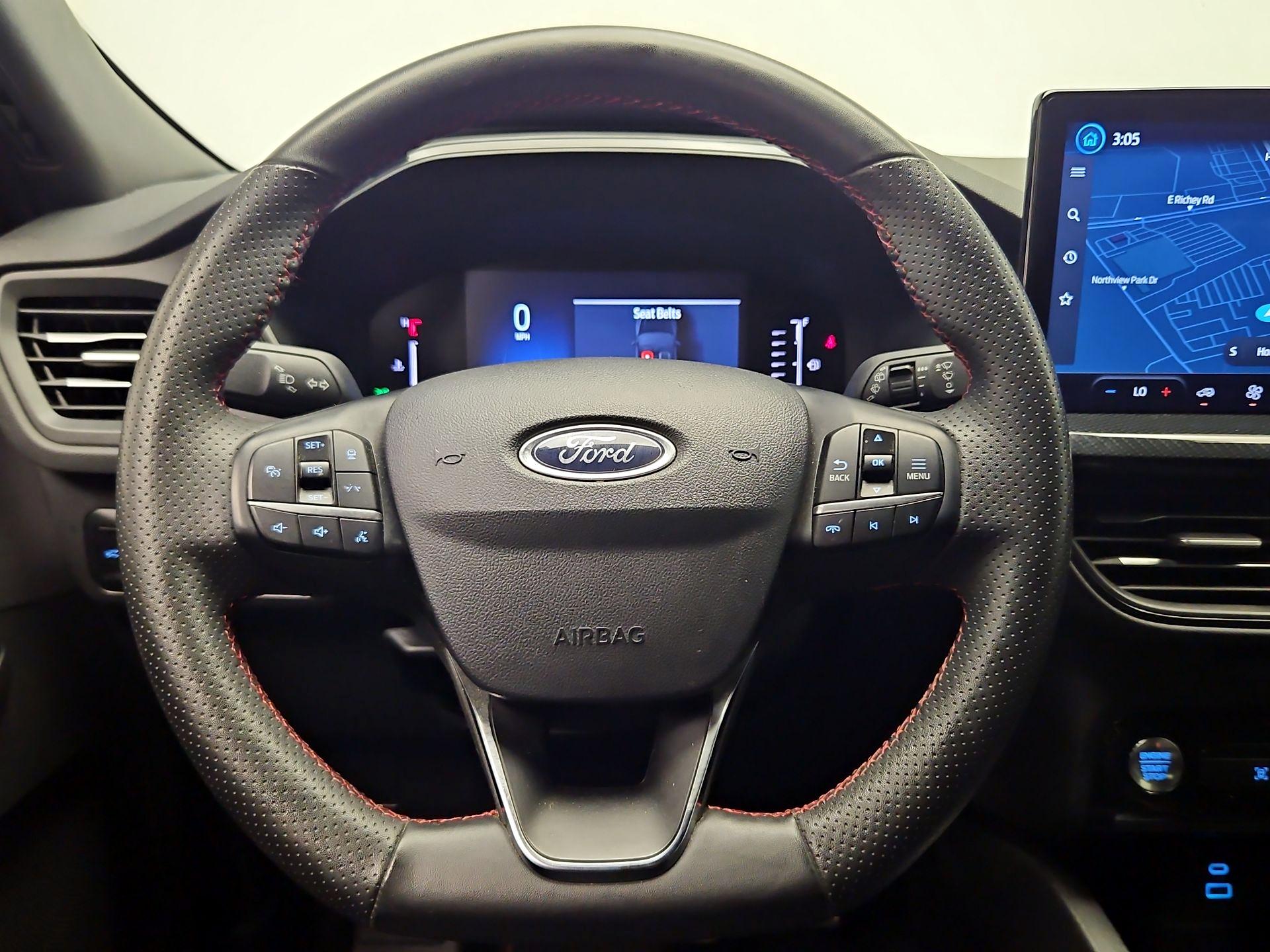 Thumbnail: 2023 Ford Escape - 10