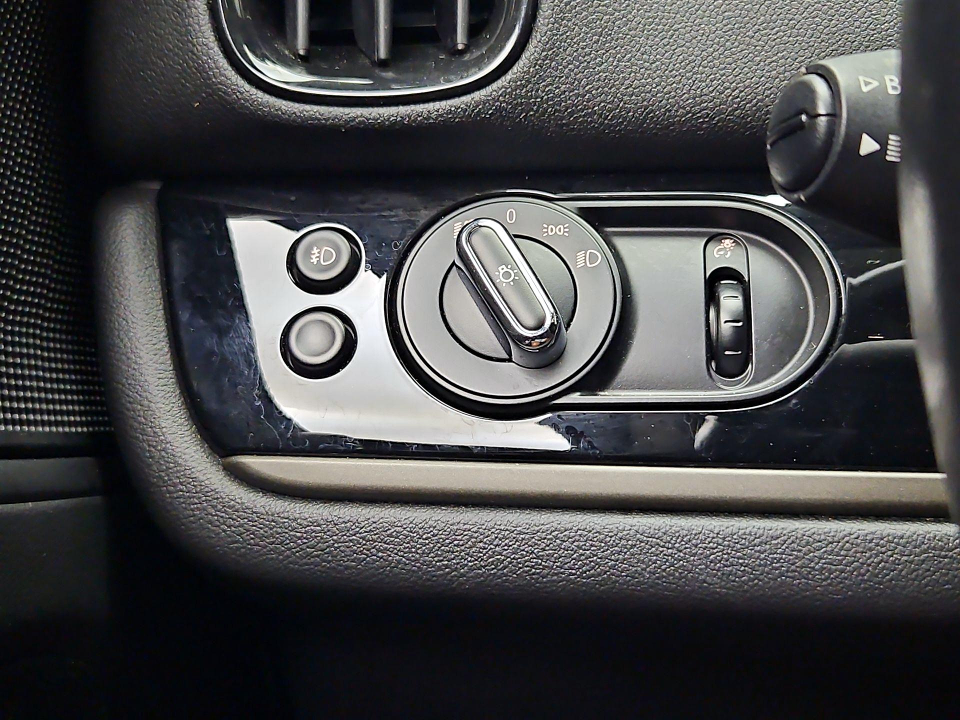 Thumbnail: 2019 MINI Cooper Countryman - 13