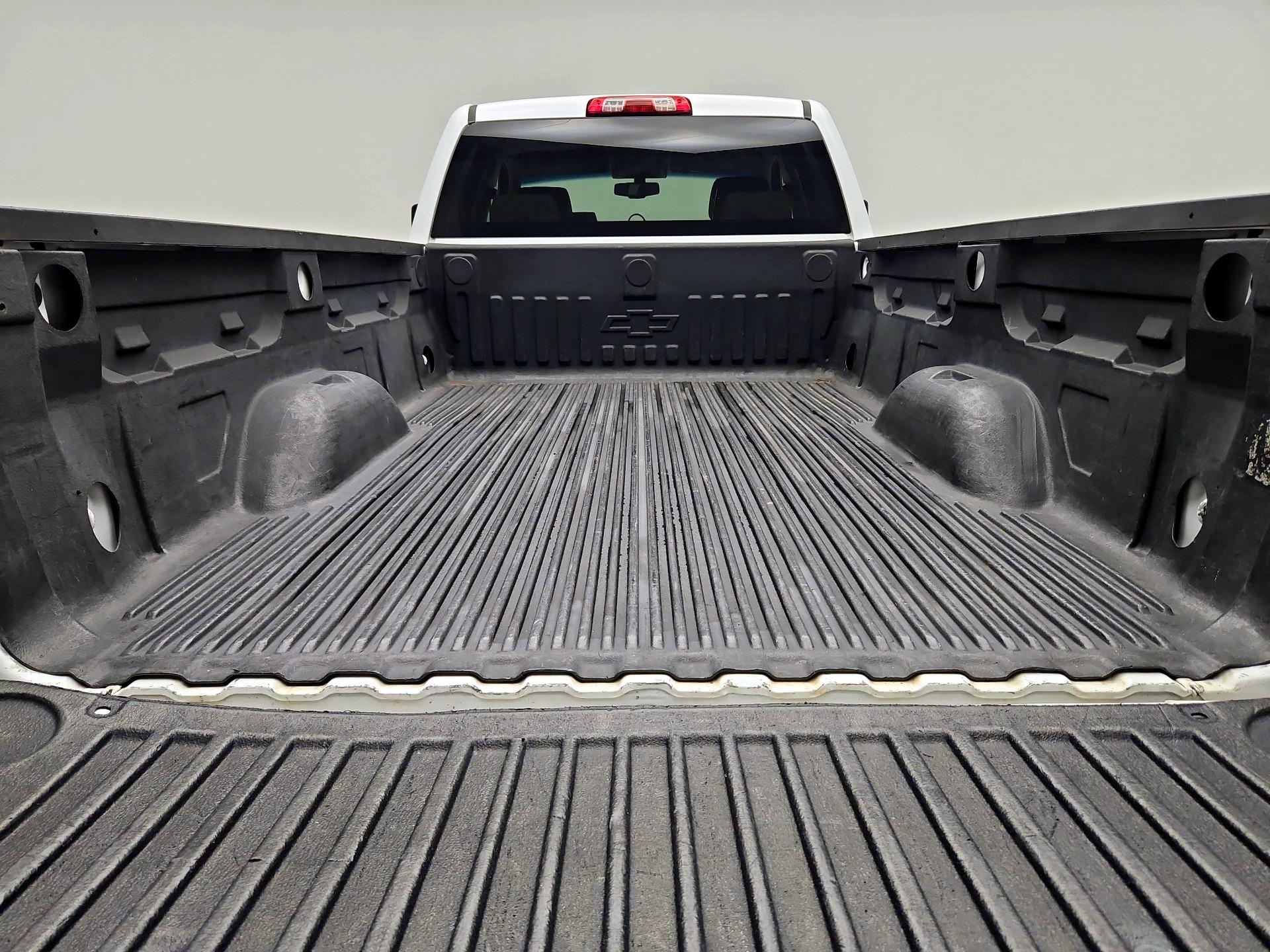 Thumbnail: 2016 Chevrolet Silverado 2500 - 20