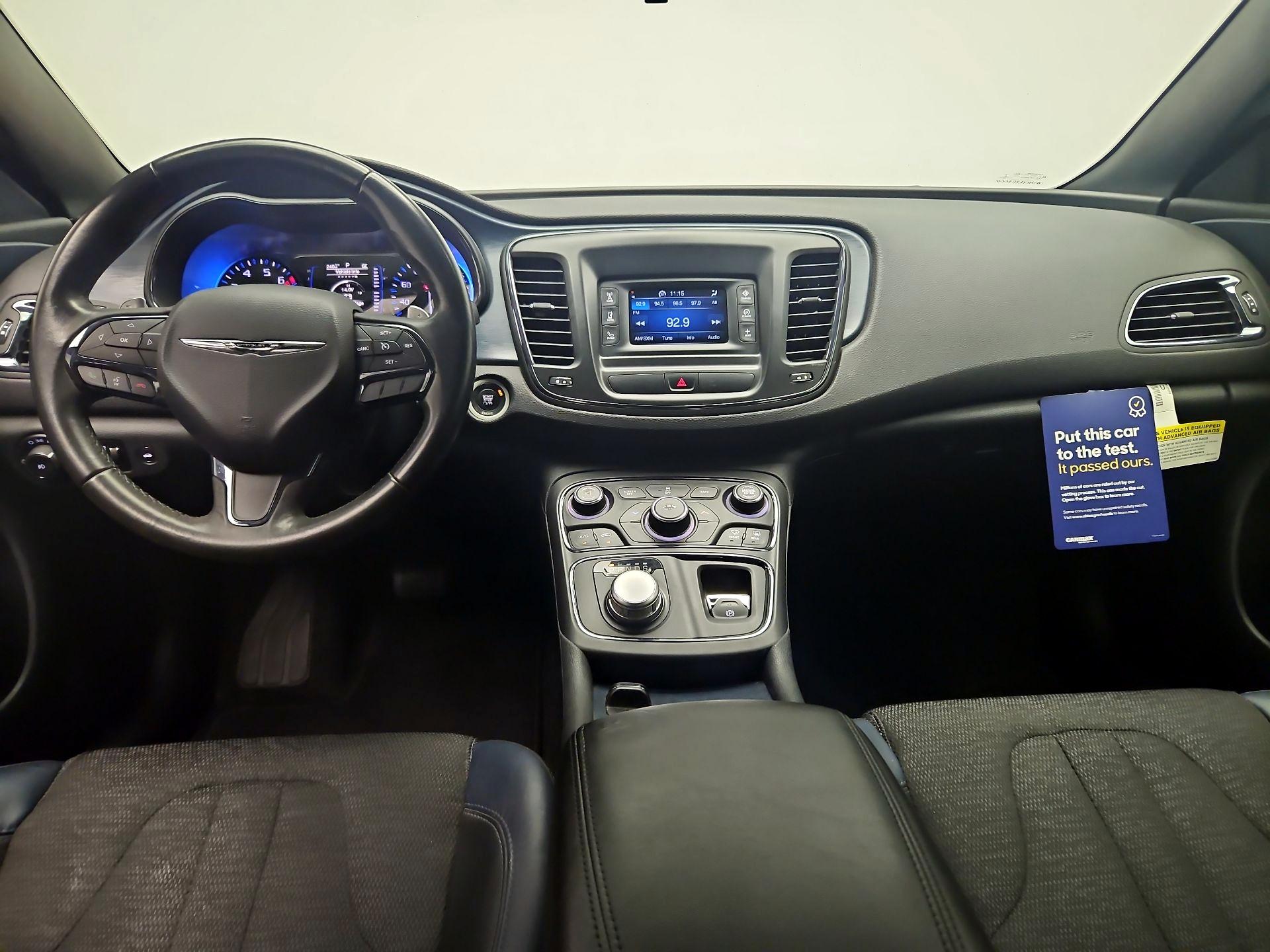 Thumbnail: 2015 Chrysler 200 - 9