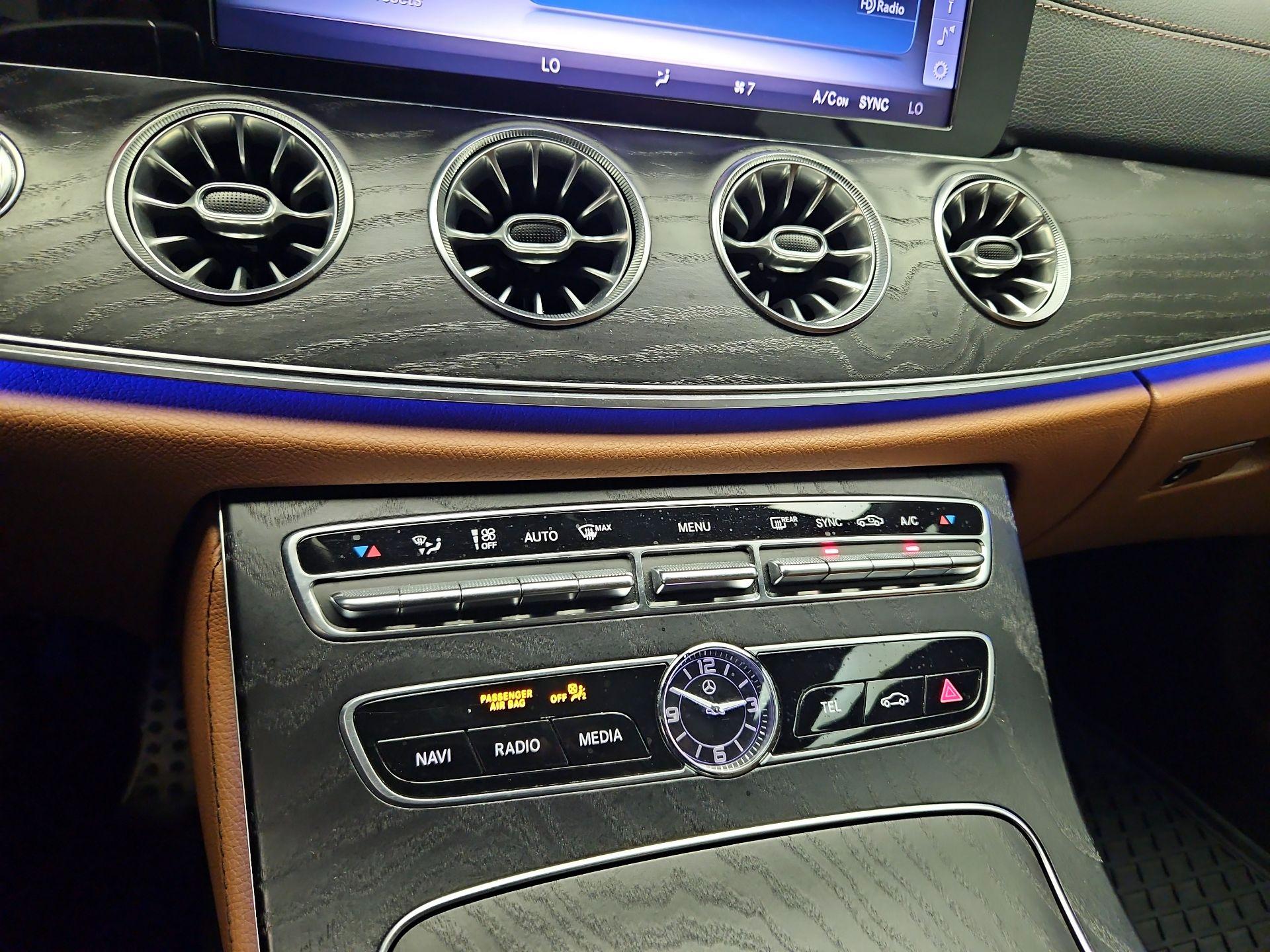 Thumbnail: 2018 Mercedes-Benz E-Class - 16