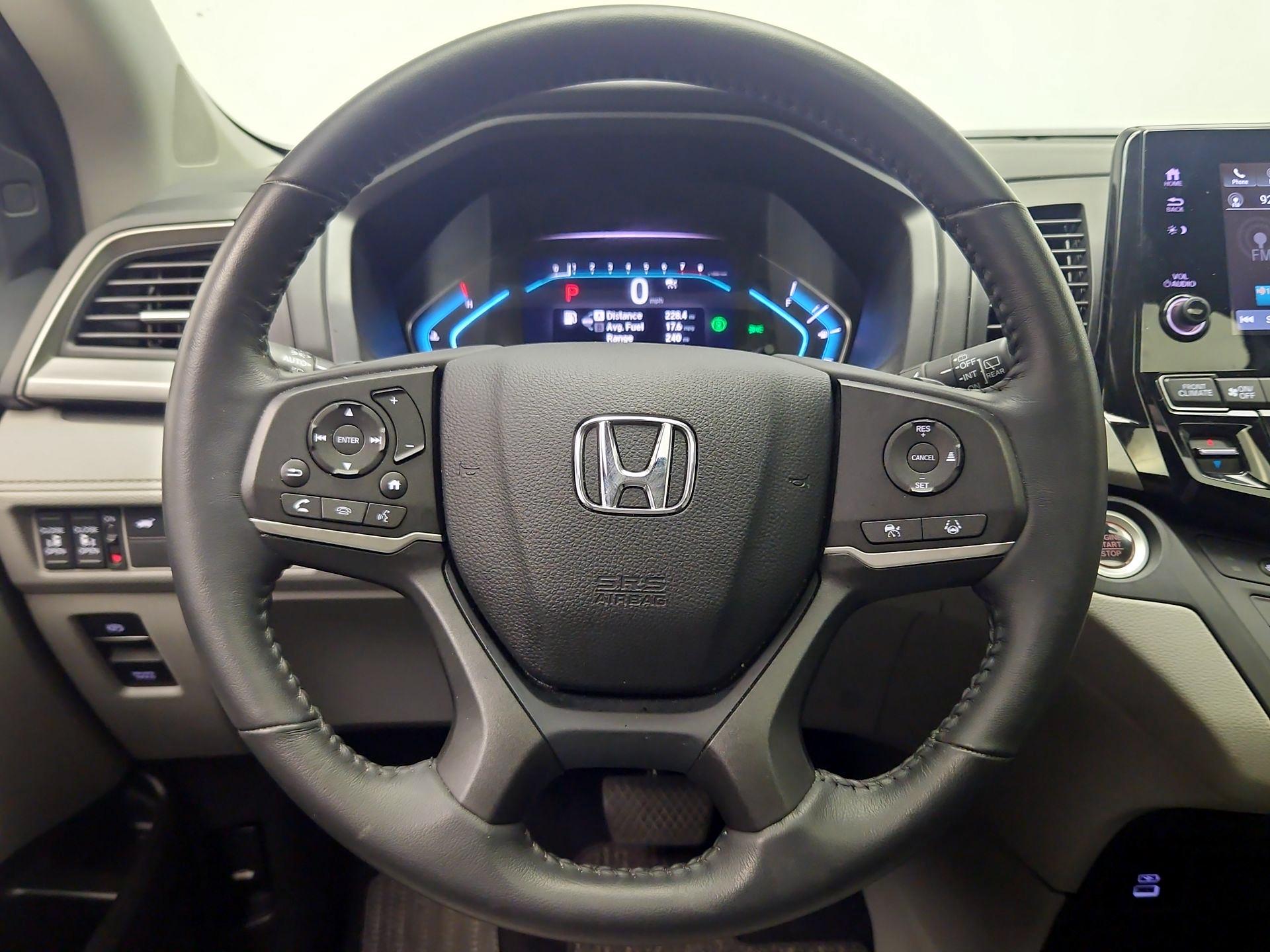 Thumbnail: 2023 Honda Odyssey - 10