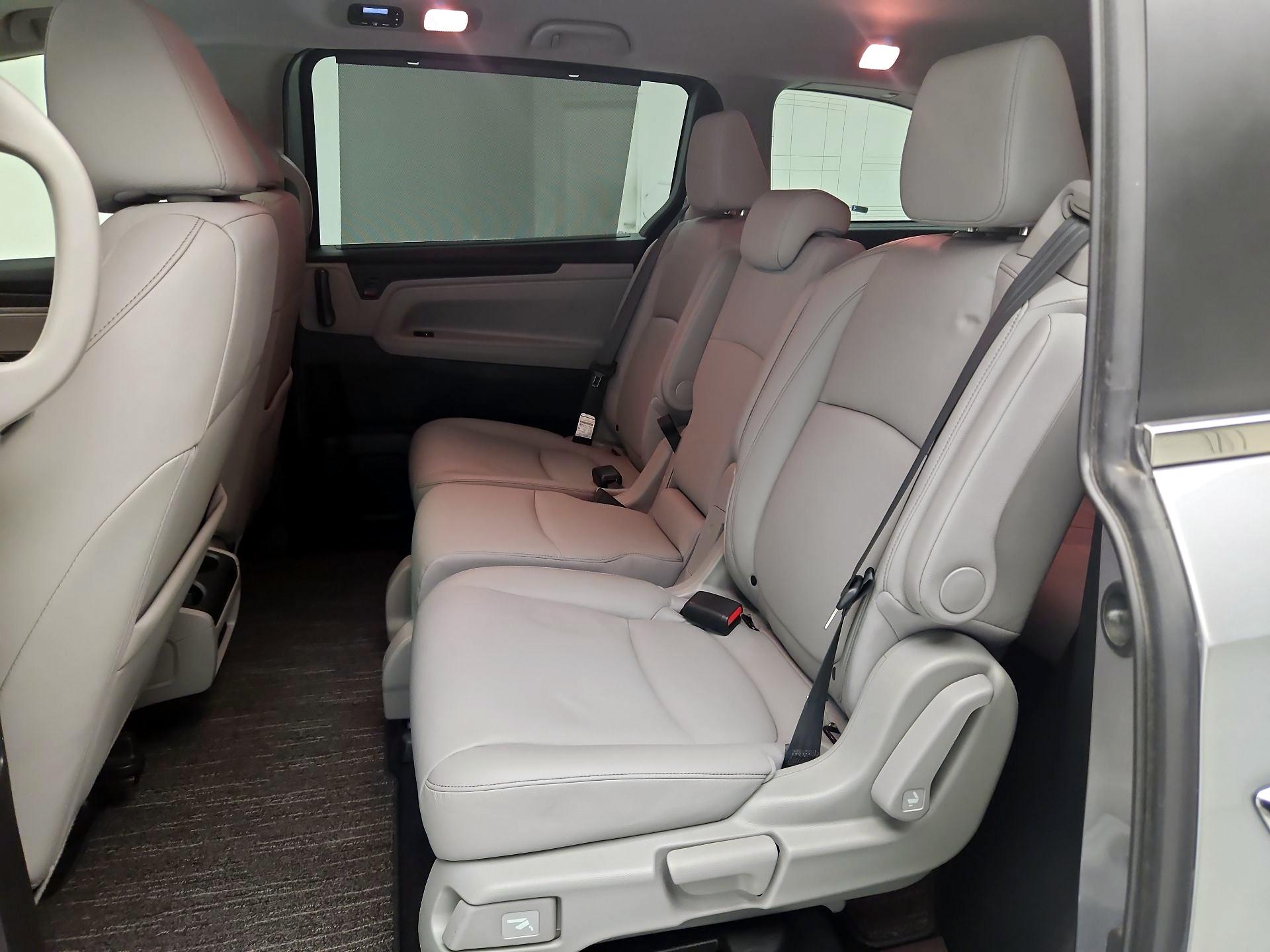 Thumbnail: 2023 Honda Odyssey - 20