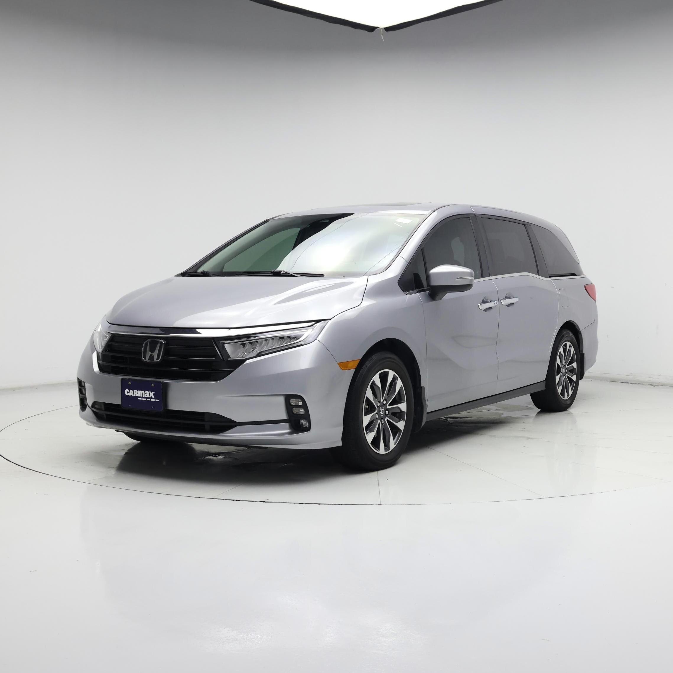 Thumbnail: 2023 Honda Odyssey - 4