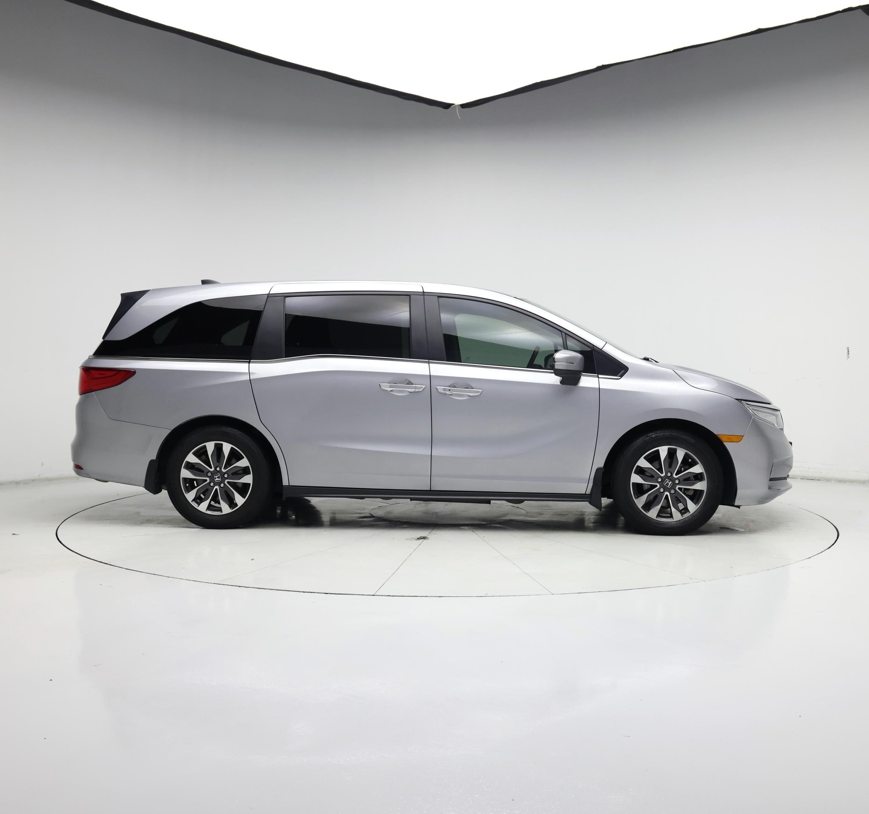 Thumbnail: 2023 Honda Odyssey - 7