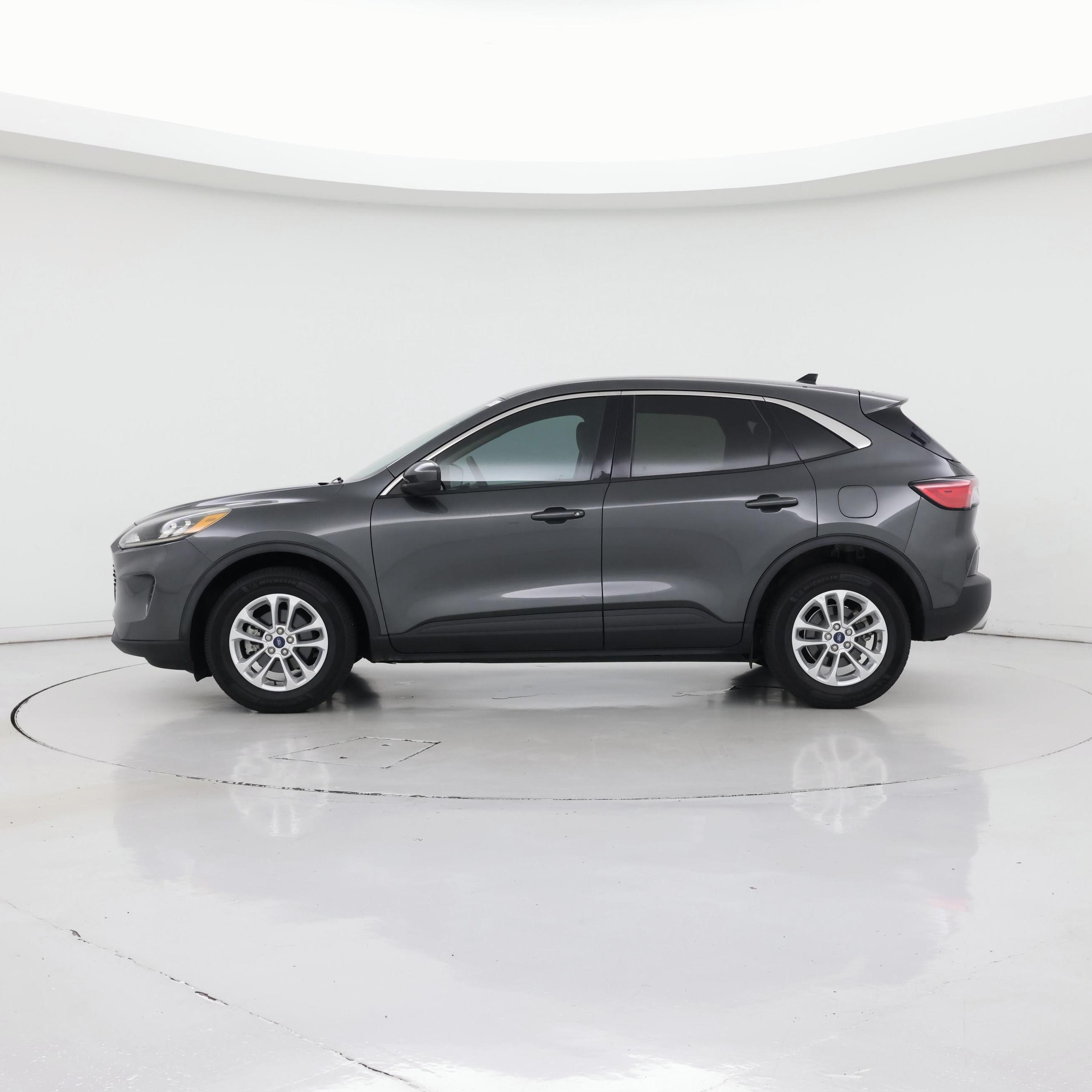 Thumbnail: 2020 Ford Escape - 3