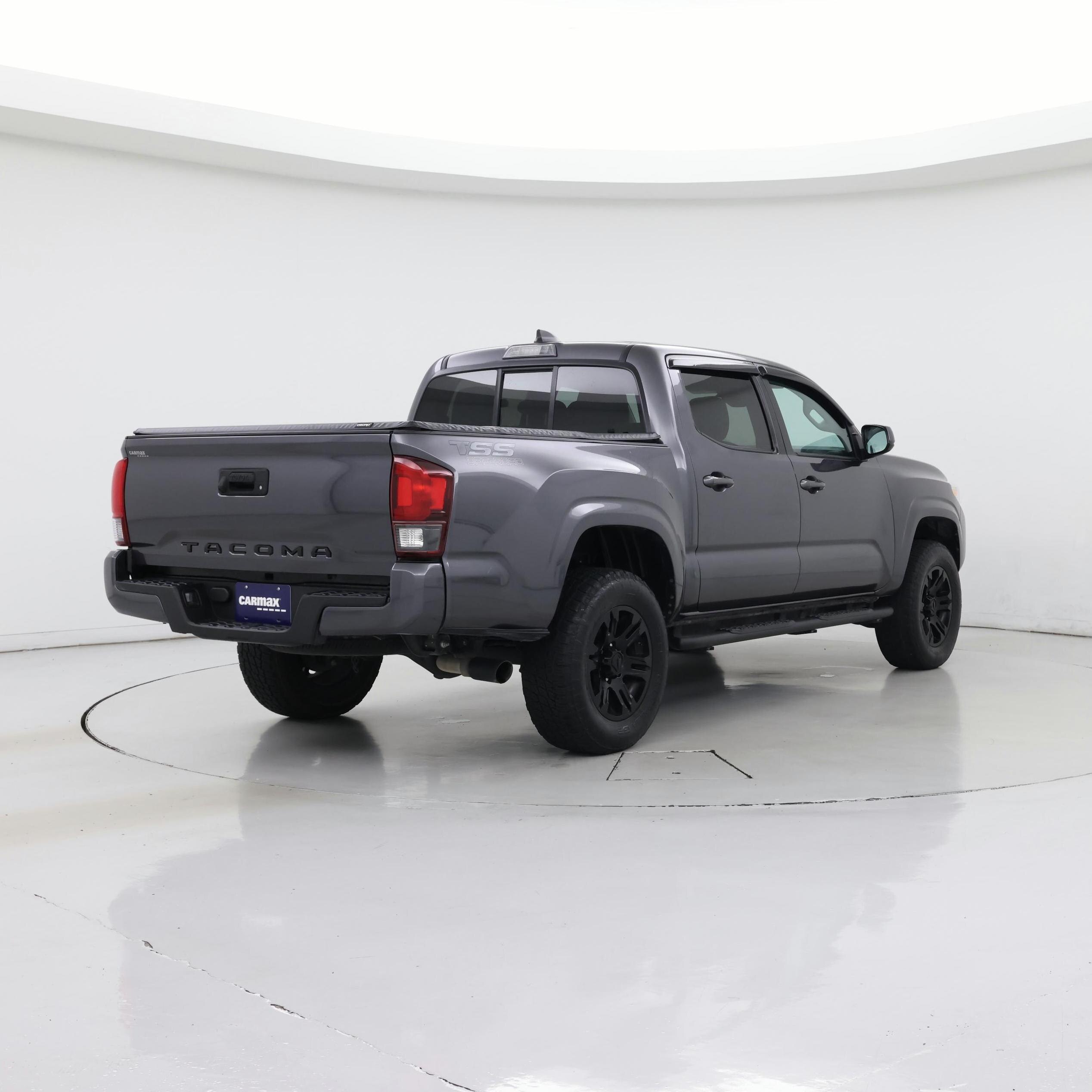 Thumbnail: 2022 Toyota Tacoma - 8