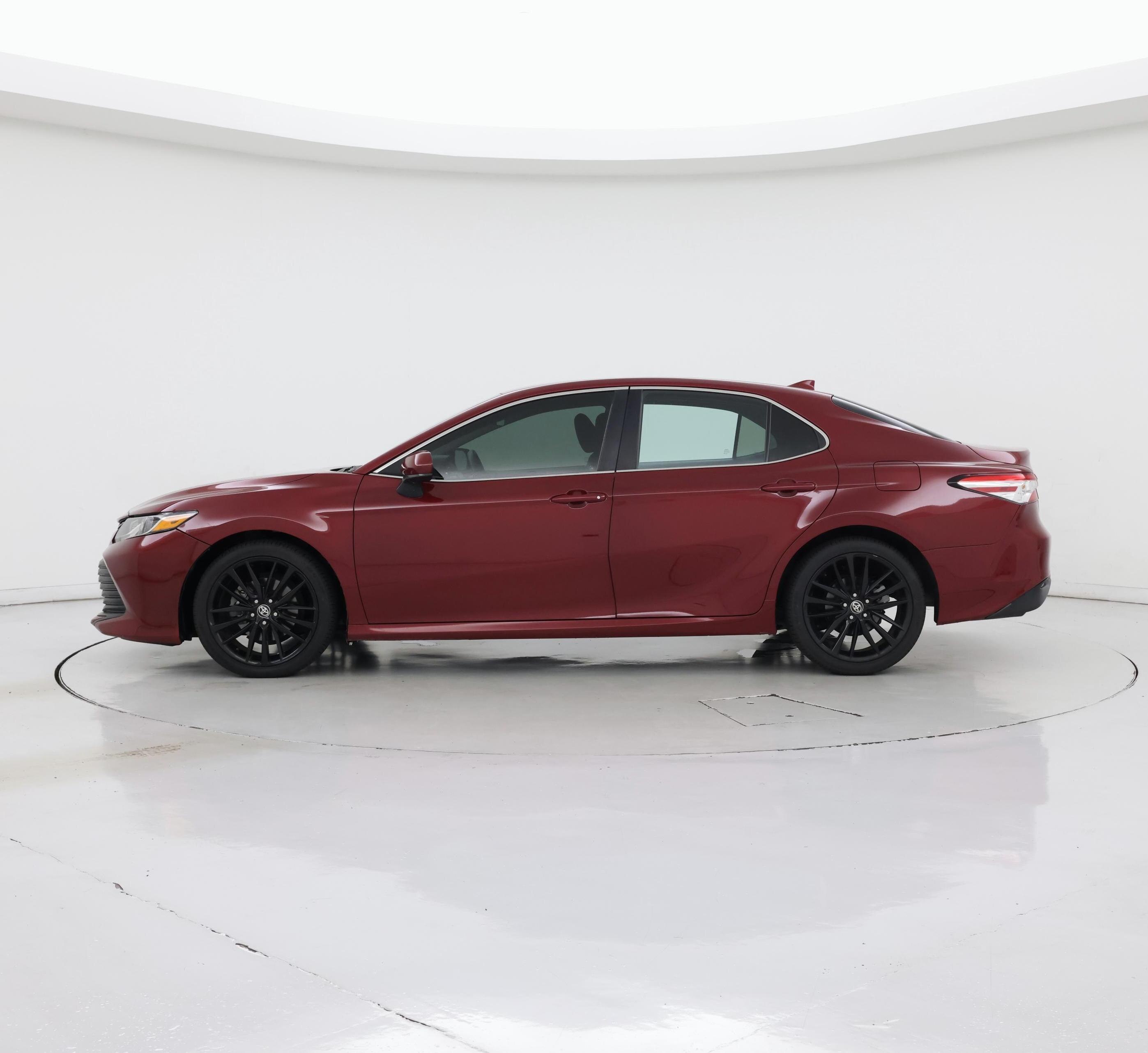 Thumbnail: 2020 Toyota Camry - 3