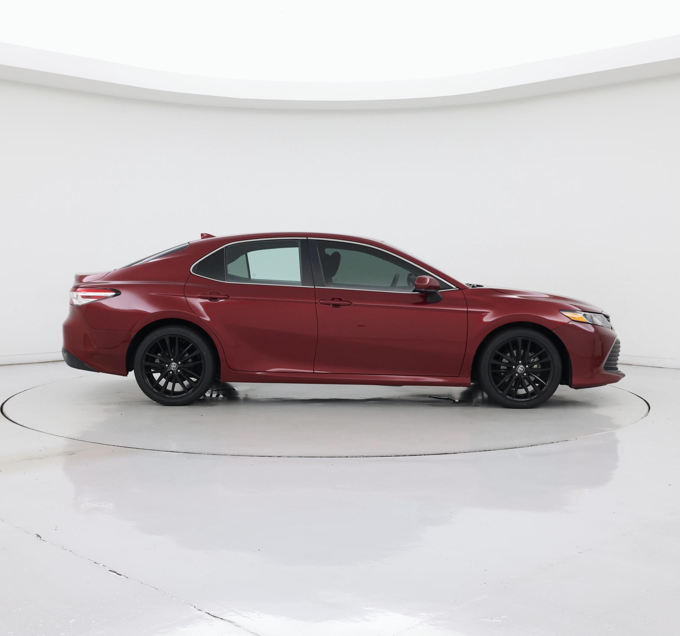 Thumbnail: 2020 Toyota Camry - 7