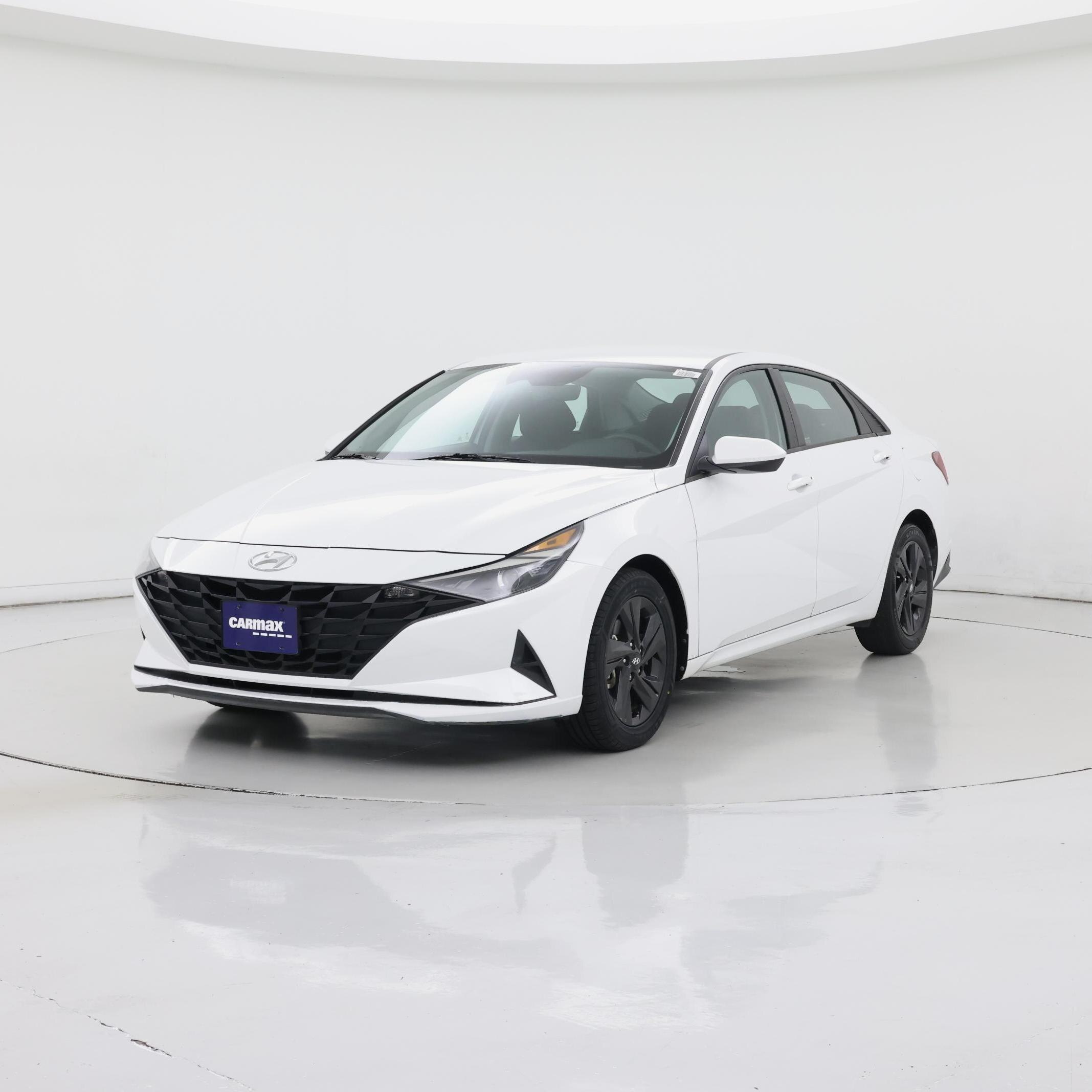 Thumbnail: 2022 Hyundai Elantra - 4