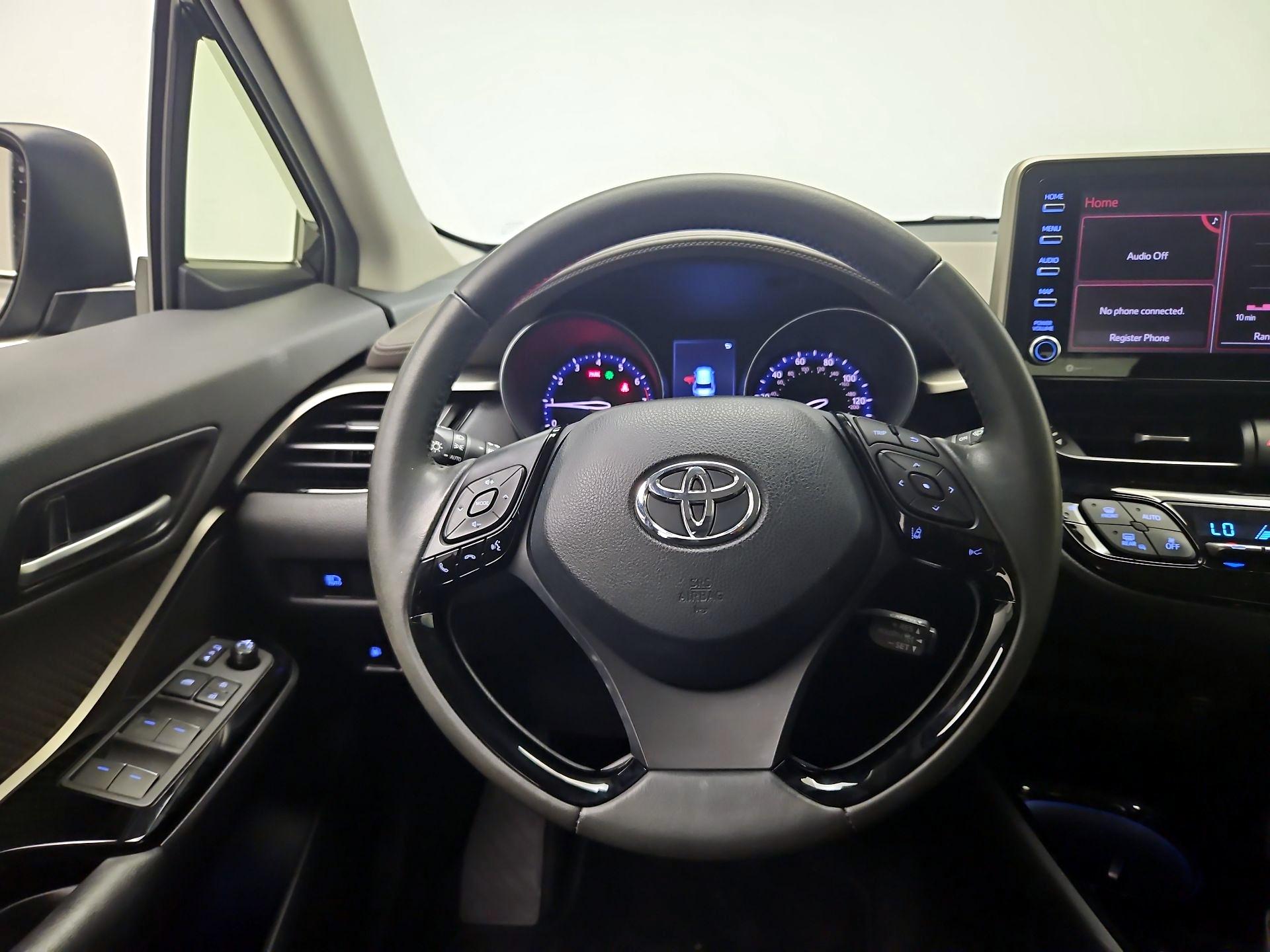 Thumbnail: 2020 Toyota C-HR - 10