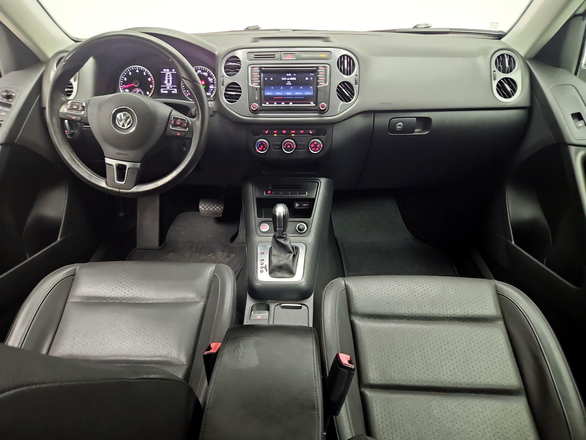 Thumbnail: 2017 Volkswagen Tiguan - 9
