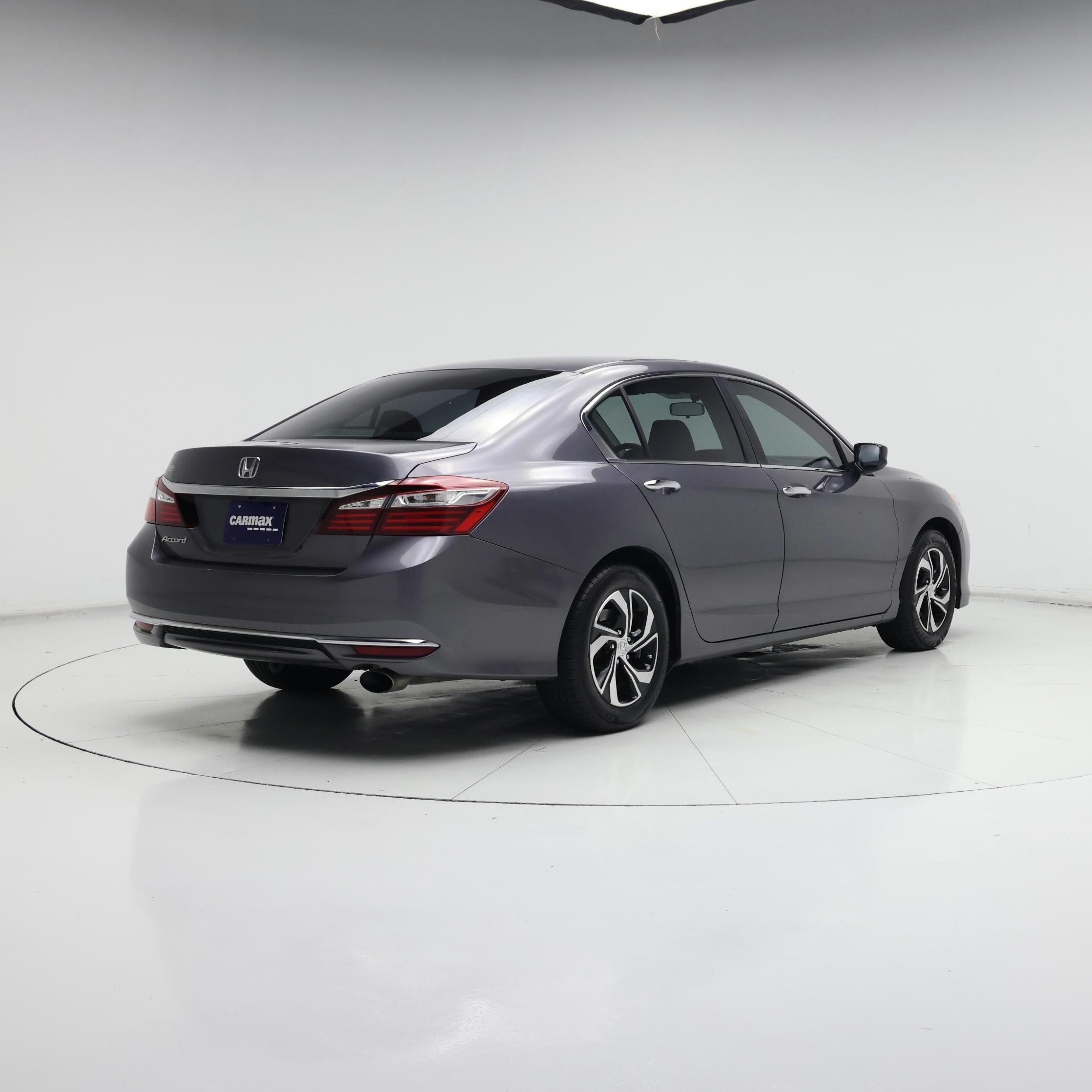 Thumbnail: 2017 Honda Accord - 8